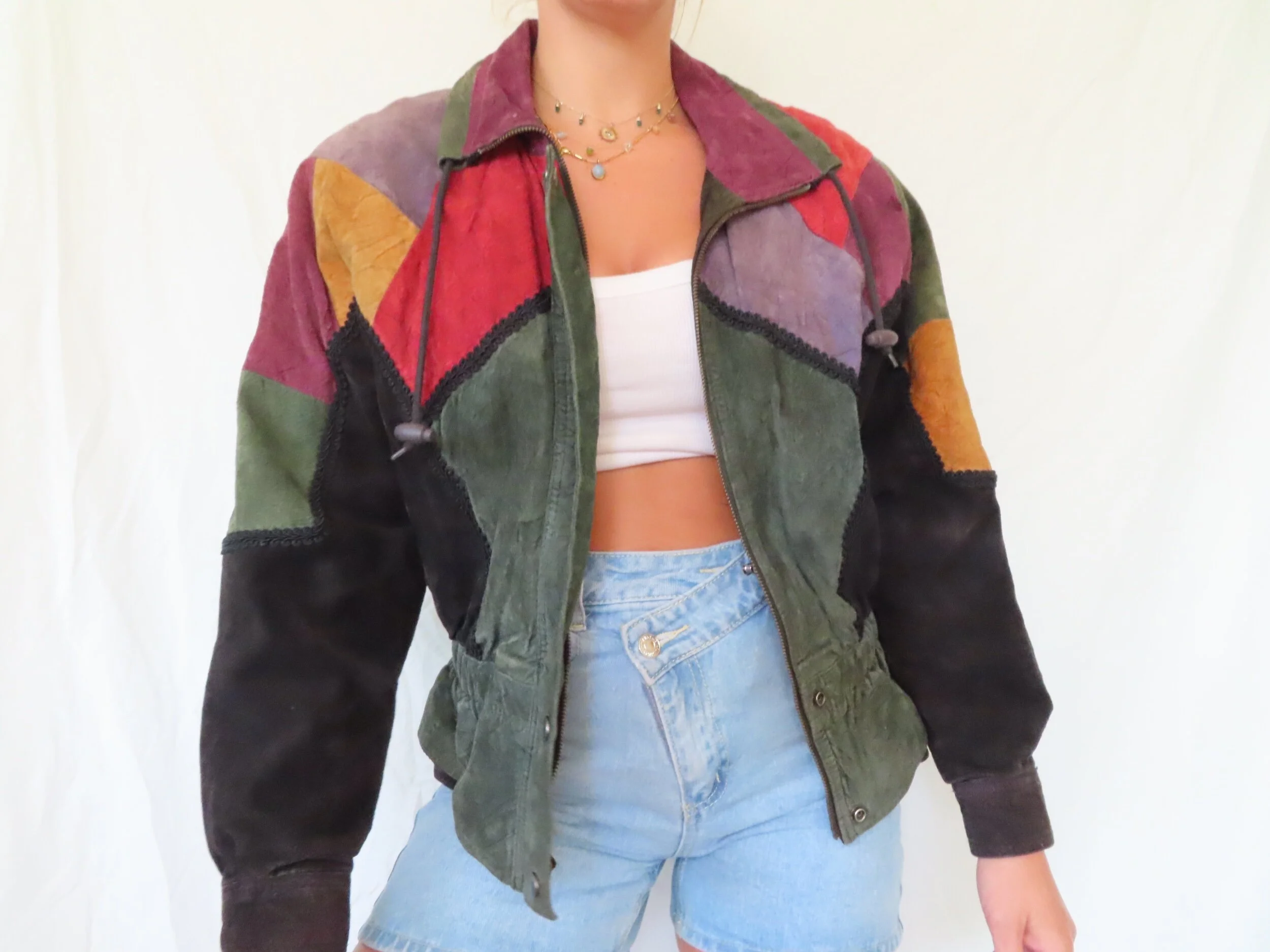 37EA3521-00D5-43FC-B8EF-CA755A86E041