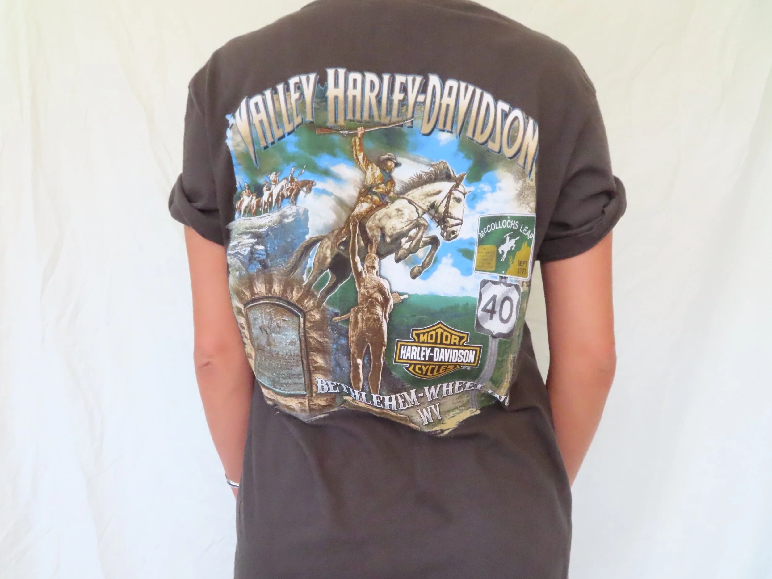 66668E4D-1AE8-4AD8-8556-9707BADA0298