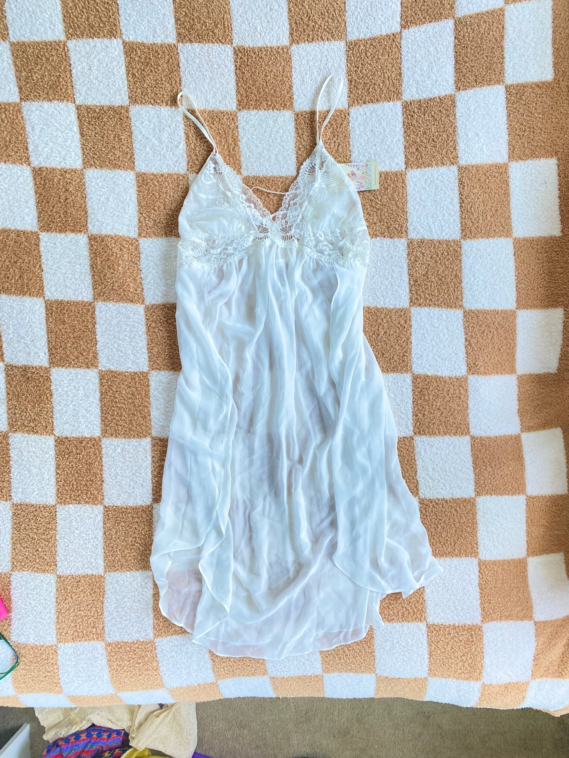 6C587F3D-AEAC-4F21-9916-212356C0915B