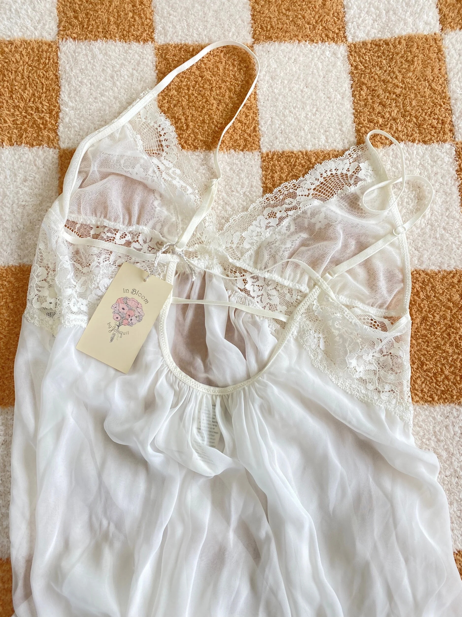 796DD28D-5FA2-4D67-A00D-A2E8BA9480AD