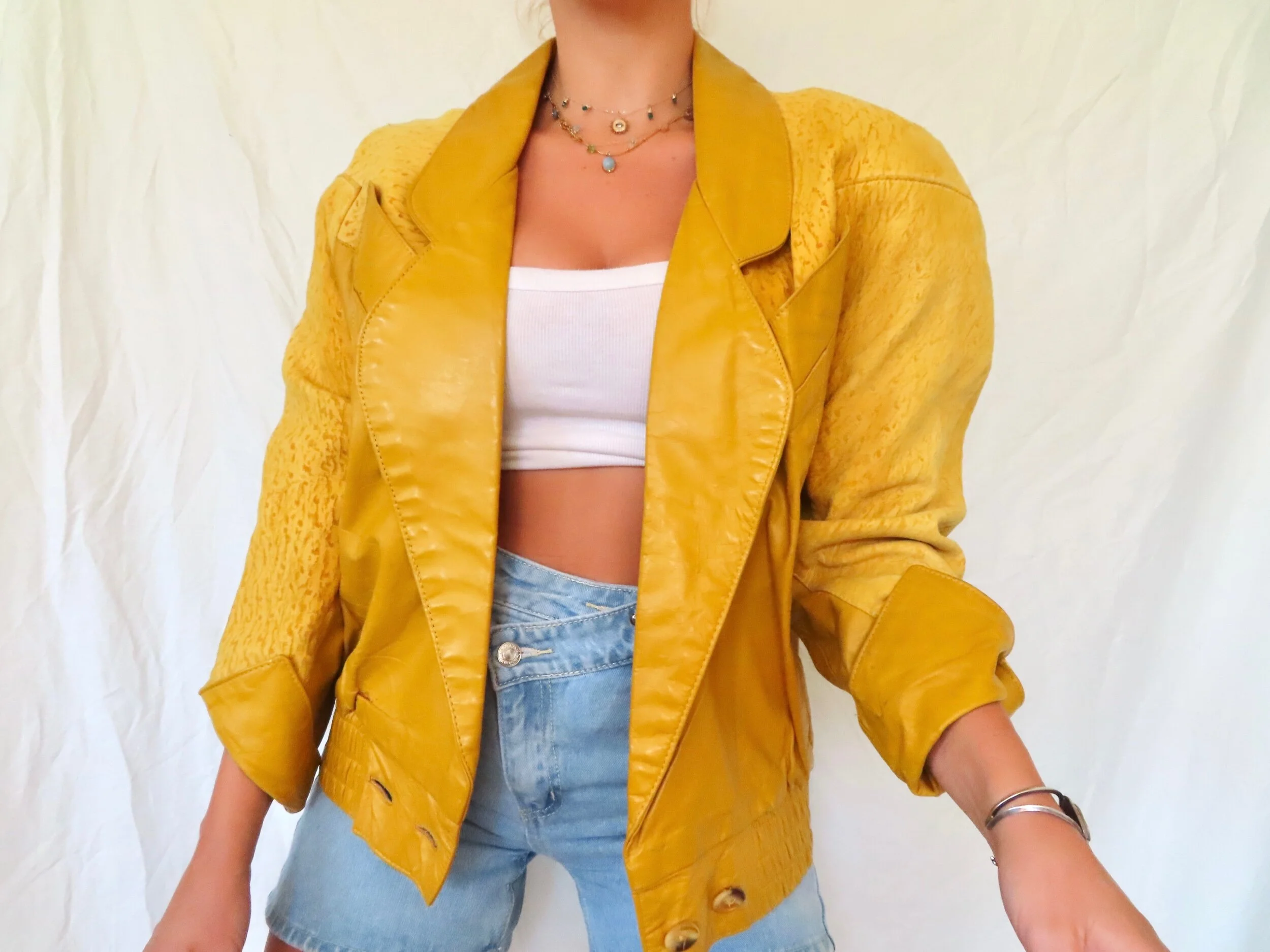 5F983F00-6F5E-4F5B-A664-80238C5D4E0A