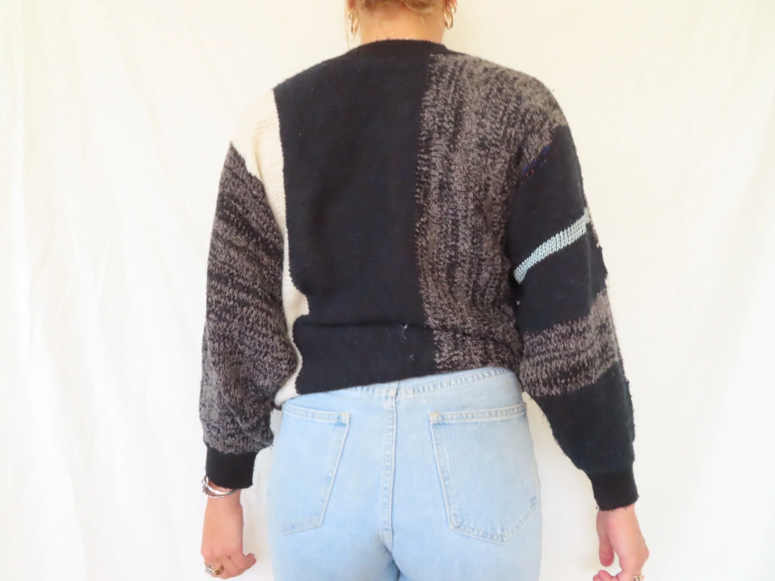 DC389F6C-1BD7-4F54-8B6B-53049FE6C944