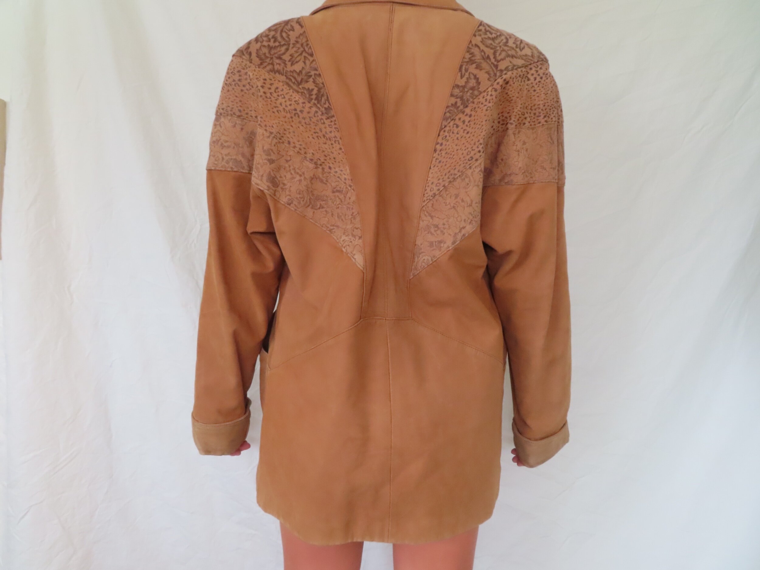 7729E4B7-4115-40C2-A4B5-E6D07C62B97D