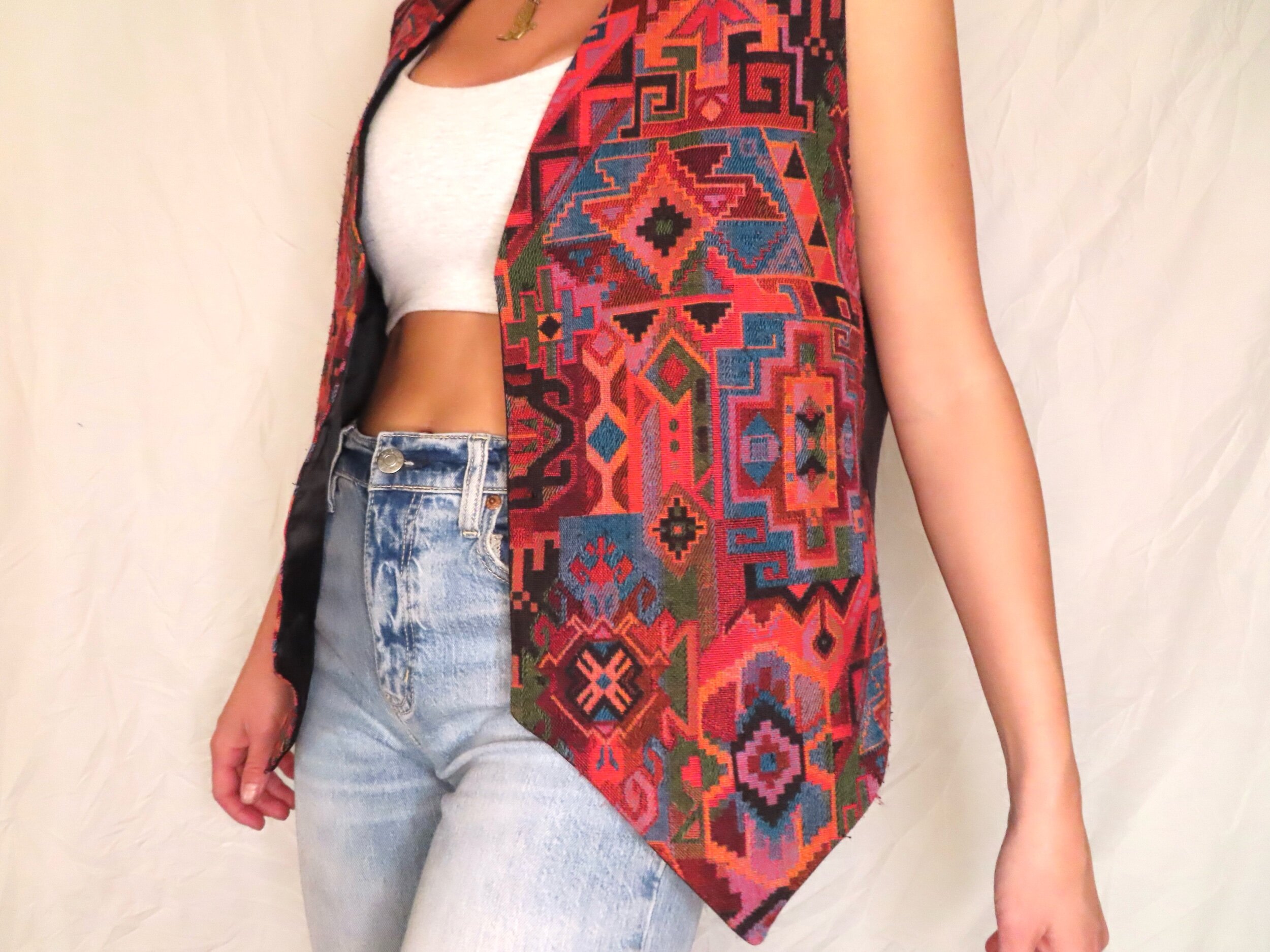 B4DC39E6-784D-4FC2-AB8E-B5E4625F3248