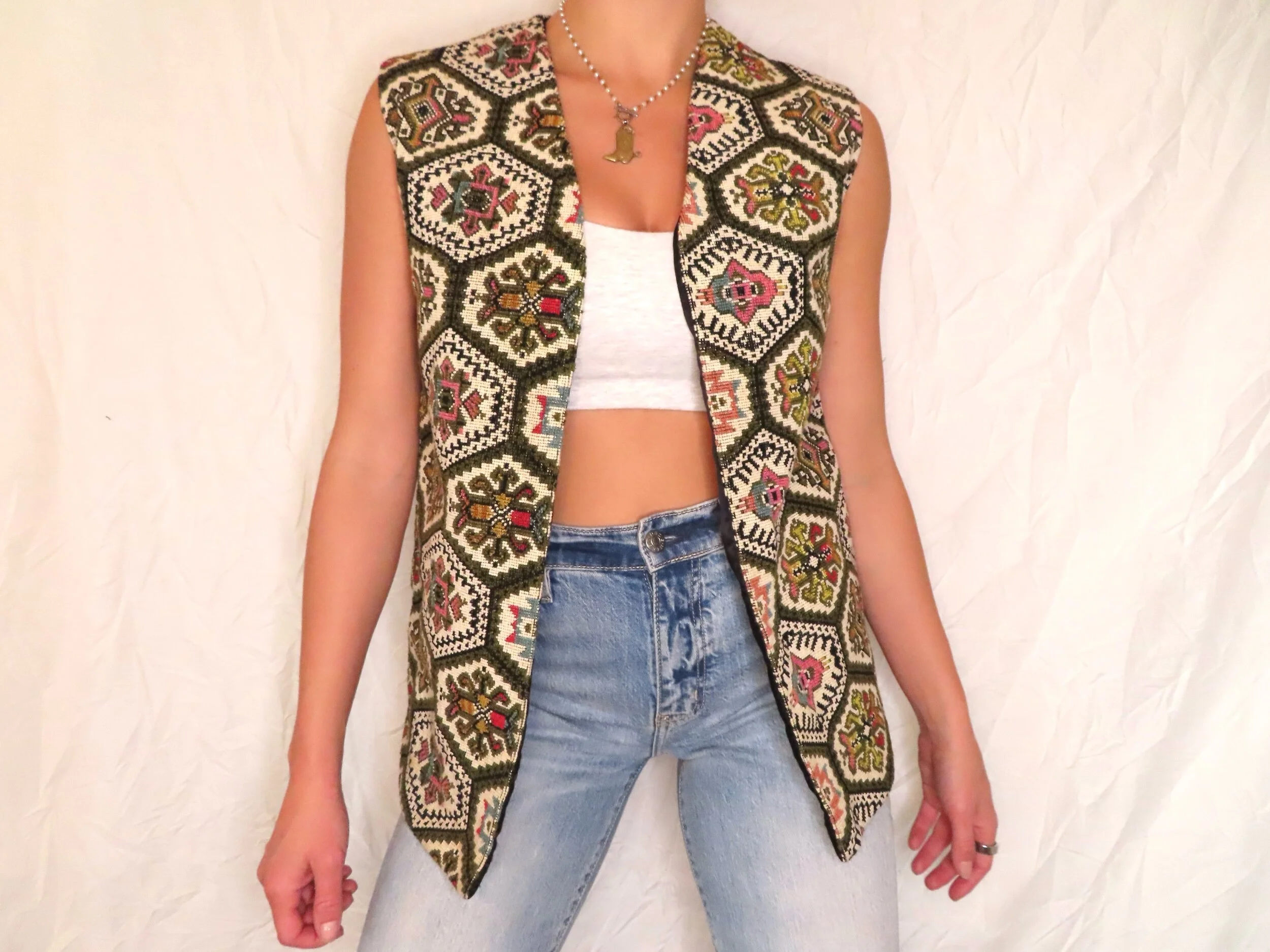 3E5B9F30-5CAA-44E0-BFDD-3F24123EF0E8