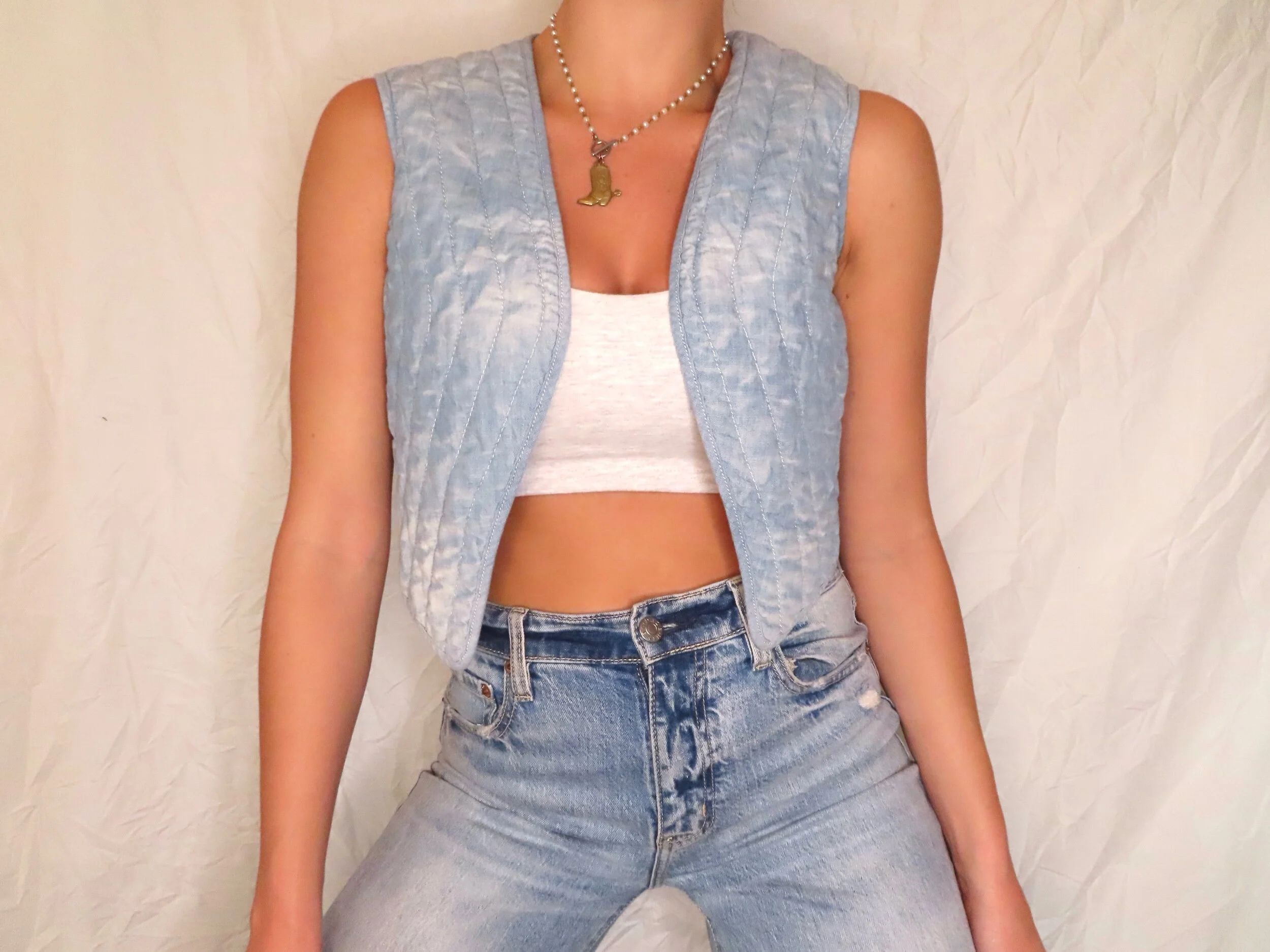 4DDF8144-DC5D-41CD-81A3-15316811C391