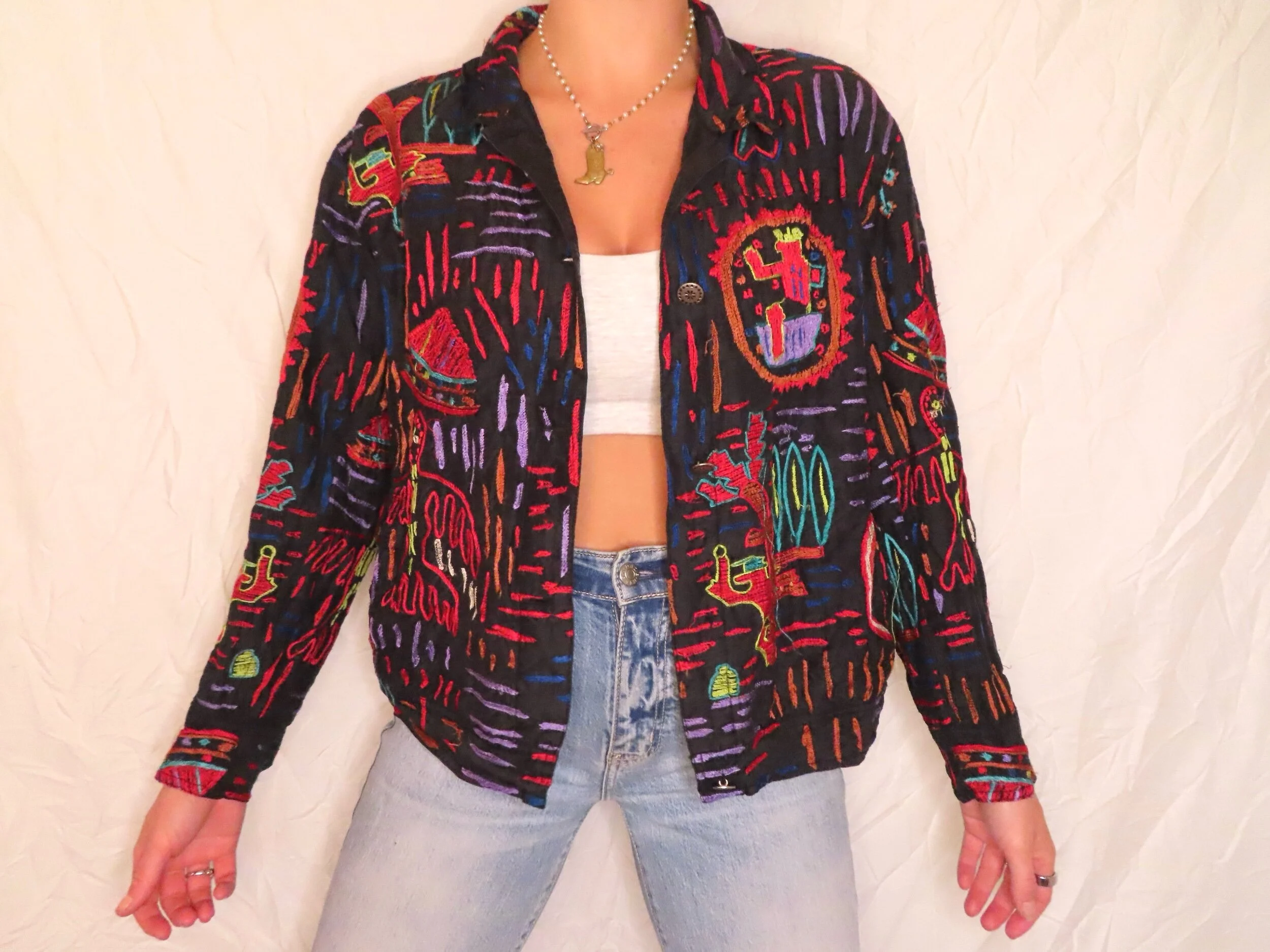 AB66CDF8-ED25-4D05-8A34-710182C79352