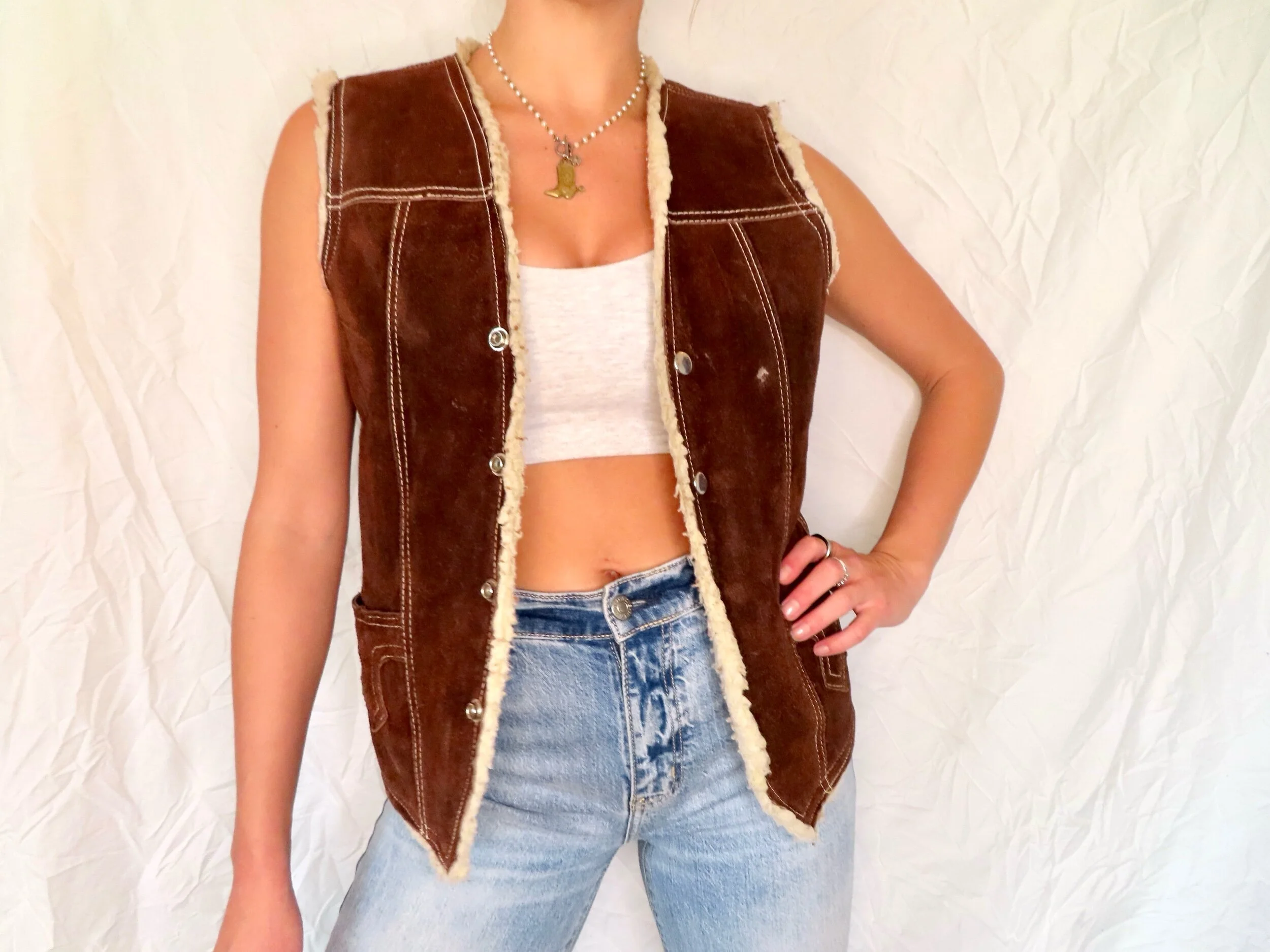 29023B34-EE0F-4B80-BD26-03ED1DD518C3