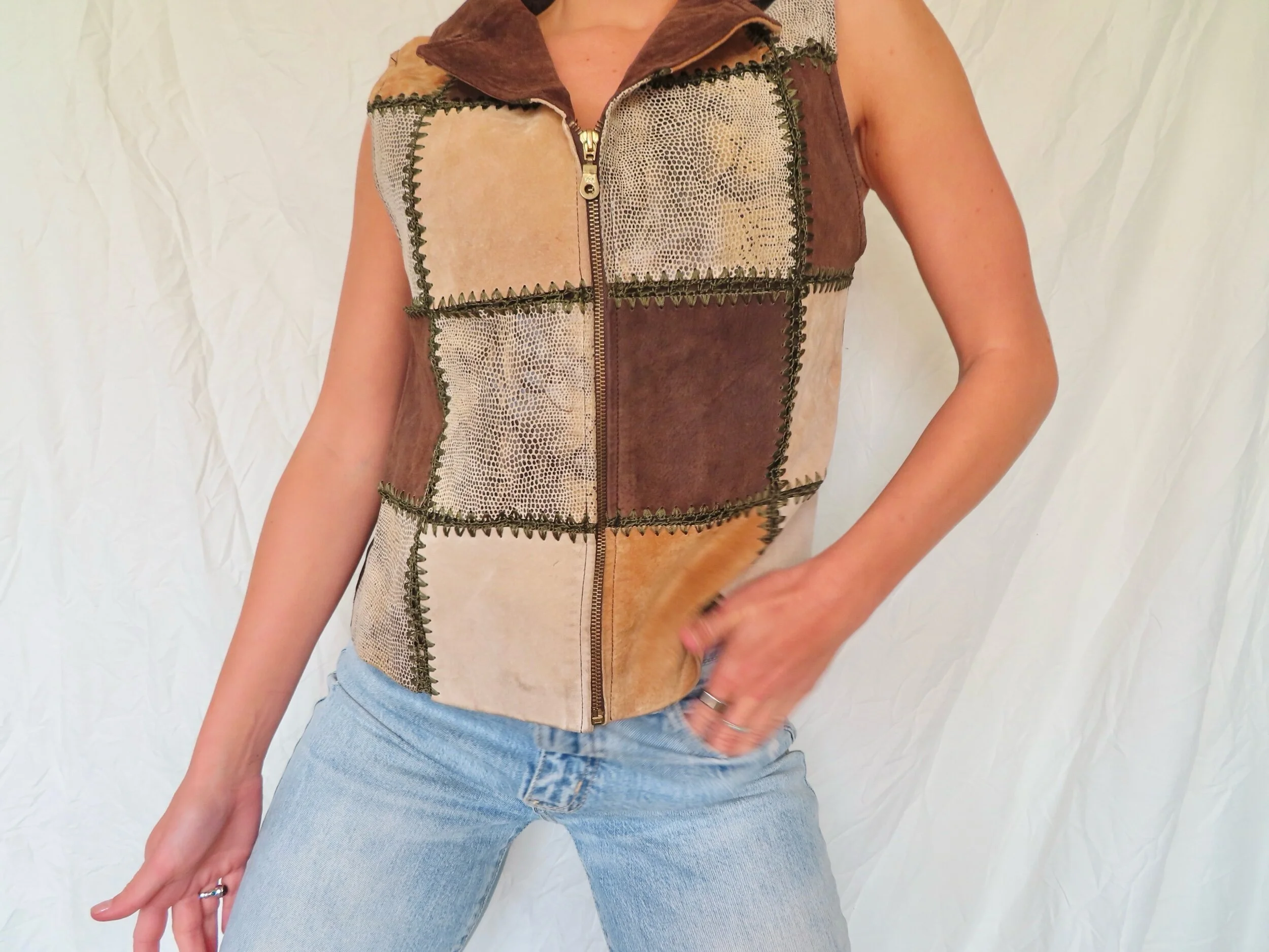 7AF08570-0F13-4628-95B9-43E5CA1FF554