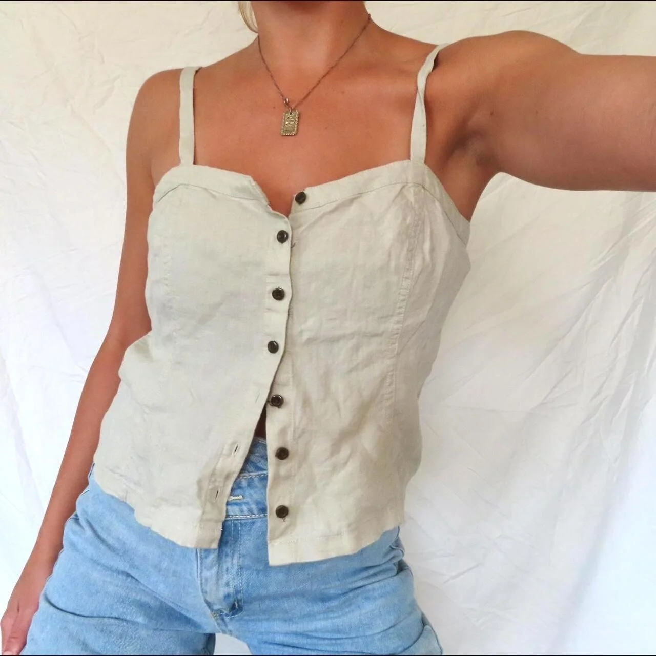 E3954976-0026-42D5-ACF5-09531F0BFC43