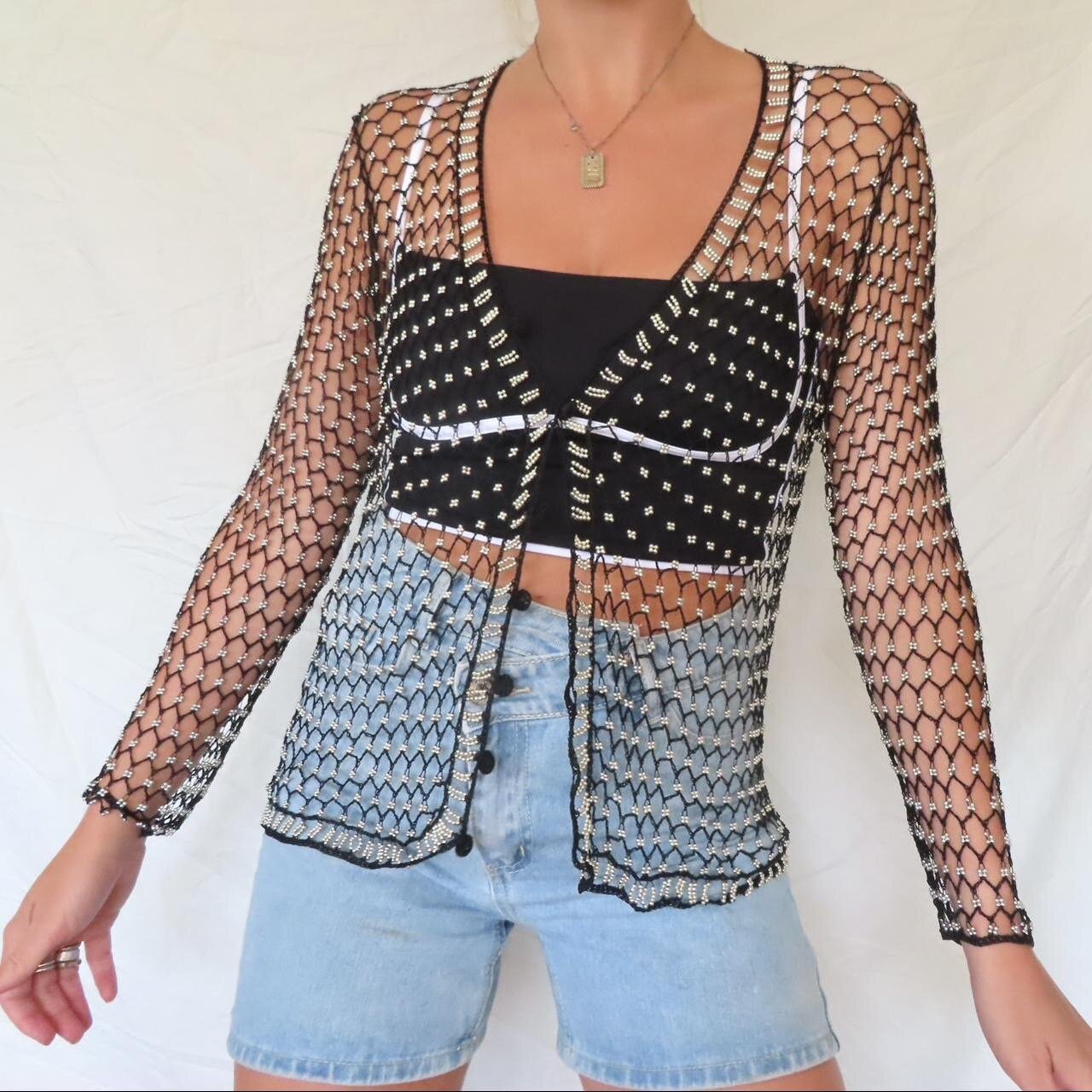 E57AB3E9-8C15-408F-895C-33FC78F82A11