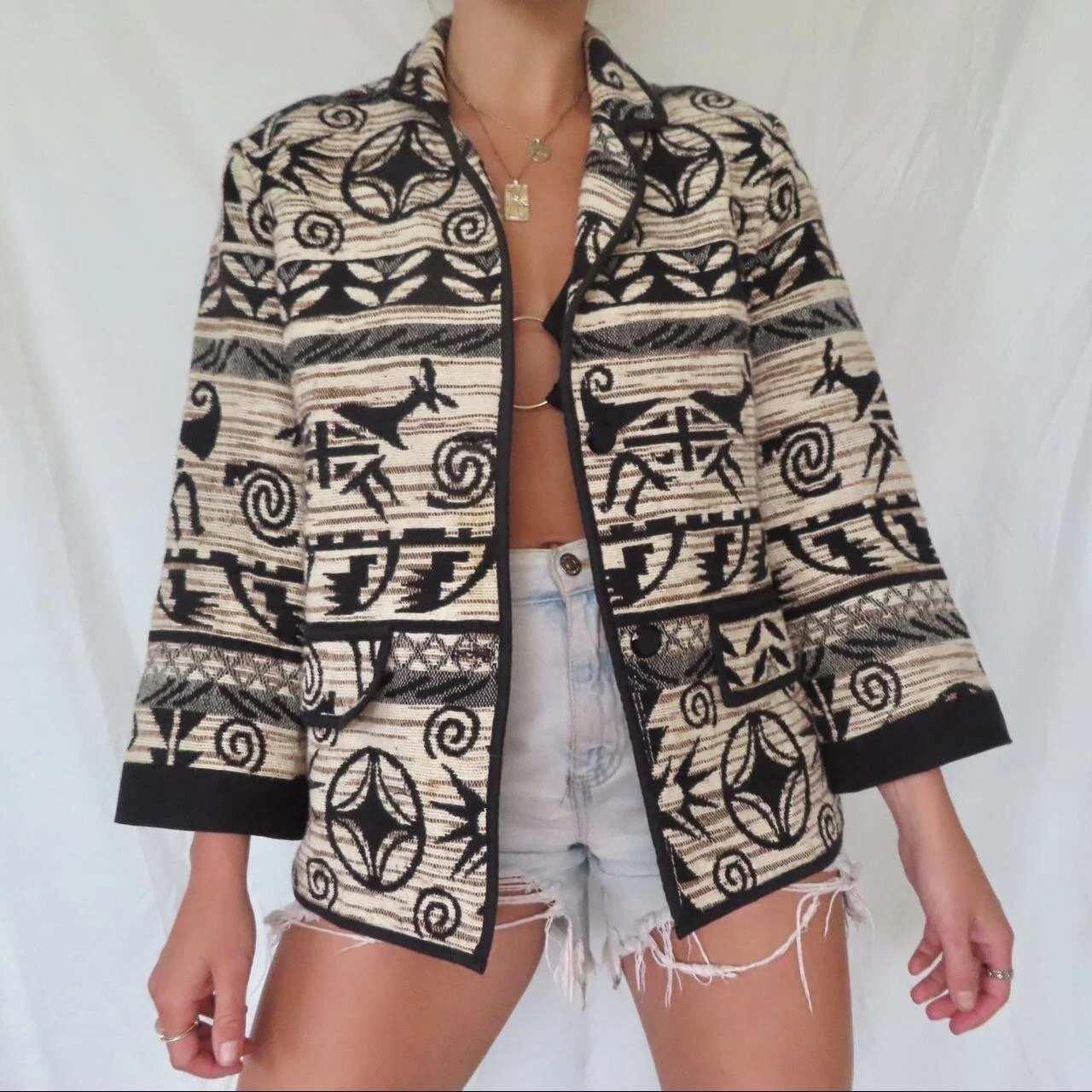 9857549E-A0F7-415B-8AB4-CC75949C1F82