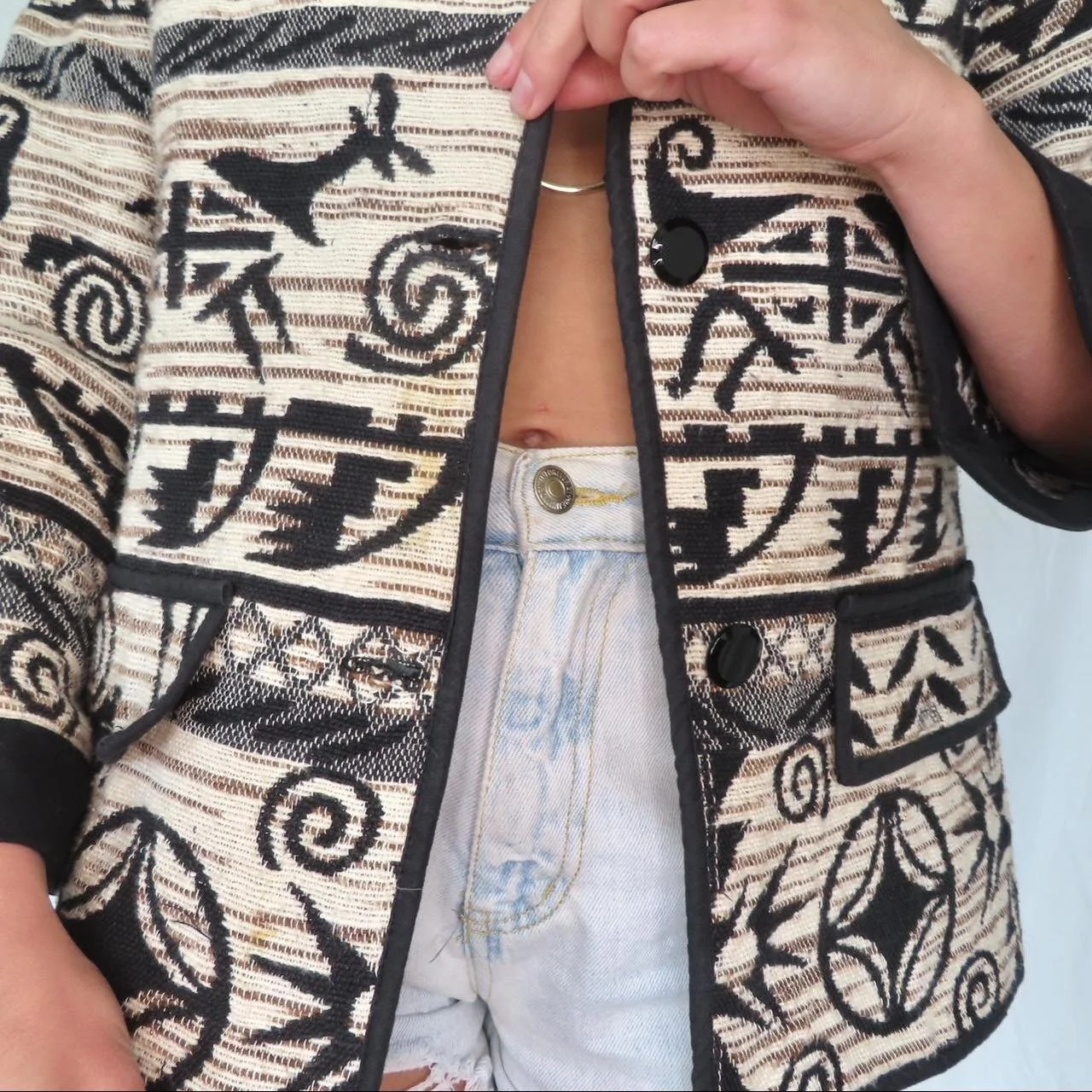 05A39D27-54E3-4F73-BFF9-B33808A2C7EC