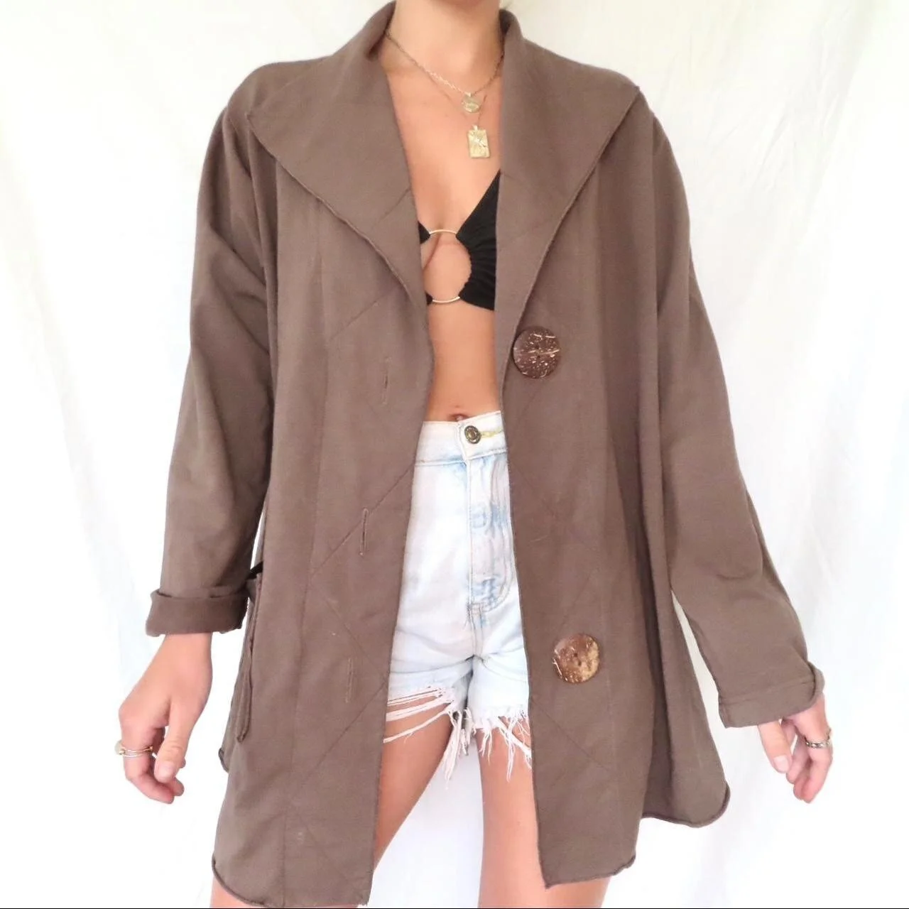 5FF8055E-0894-4D5D-8A35-0570770E6D37