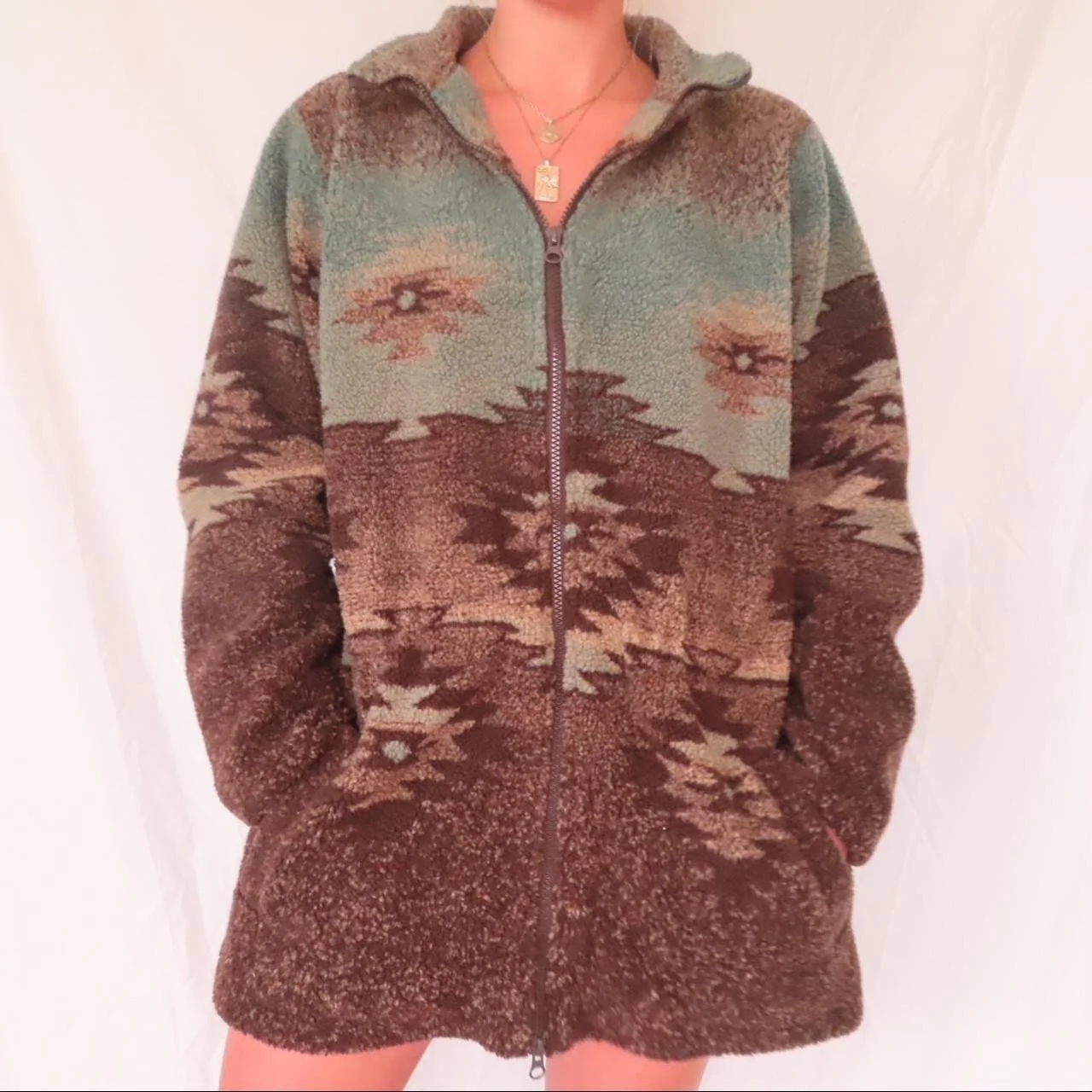 CEBEE285-D8EE-42BA-9465-2AD2FEFE2133