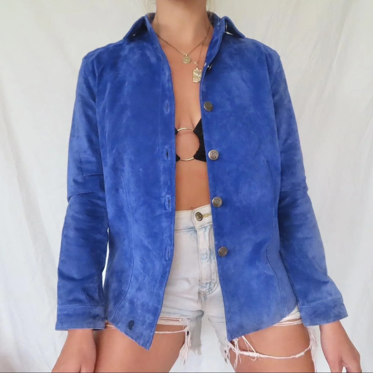 61D8ACDC-1604-401E-B951-8E7C926B7F92