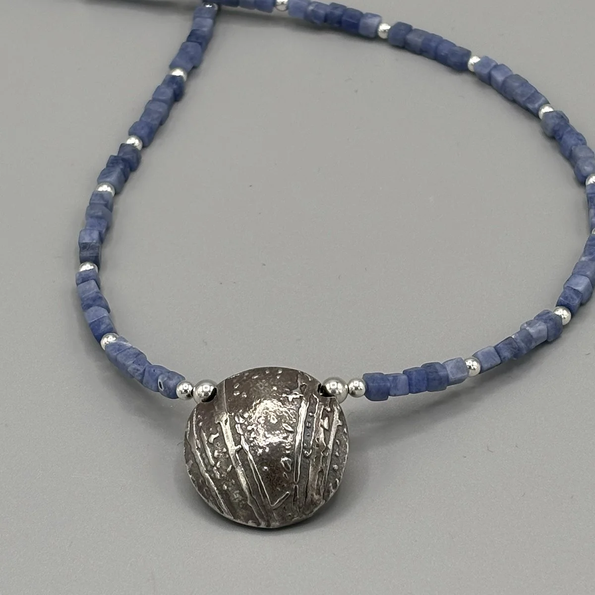 Mex plant lentil w sodalite beads.jpg