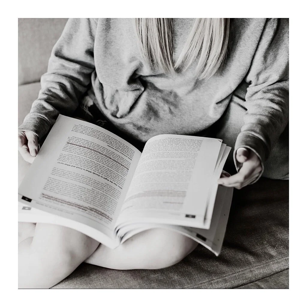 Black and white hiding the nerdy colour coordinated highlighters  seriously though fellow songwriters get your hands on this @dannycopemusic book! -
-
-
-
-
#songwriter #creativesofinstagram #writer #music #brighton #selfie #original #originalsound #