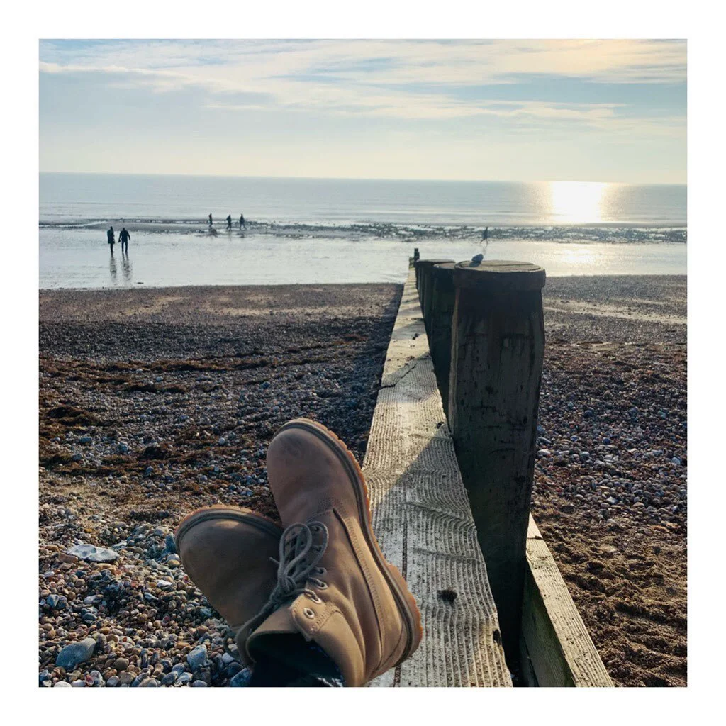 winter sunshine makes me smile because I don&rsquo;t burn
-
-
-
-
-
#songwriter #creativesofinstagram #writer #music #brighton #selfie #mirror #mac #christmas #instapic #musicscene #womeninmusic #musician #songwriting #live #publishing #2021 #veiws #