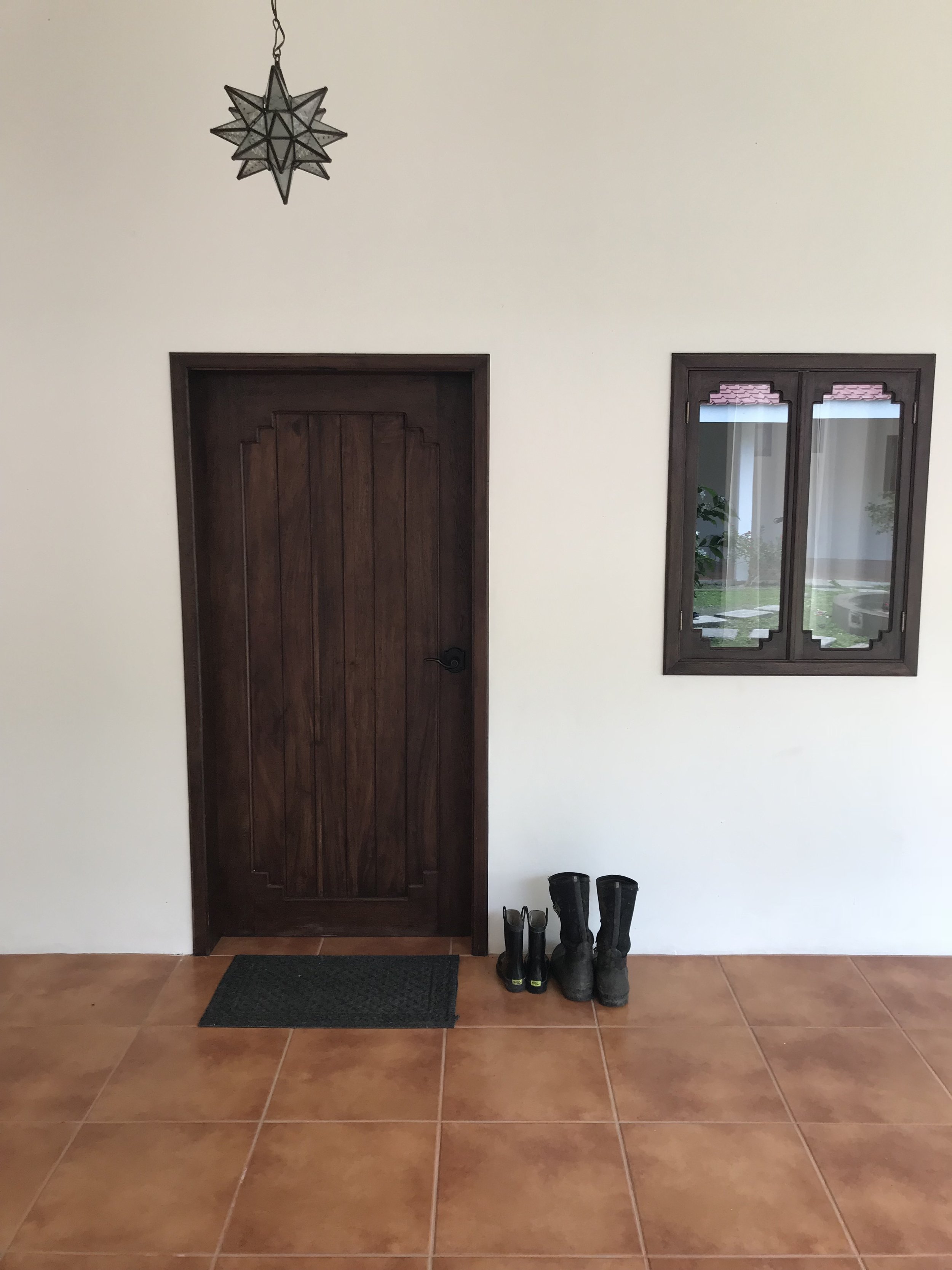 Entrance to guest room 2 (family room)