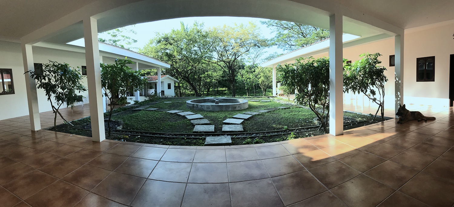 Main courtyard from entrance to dining room