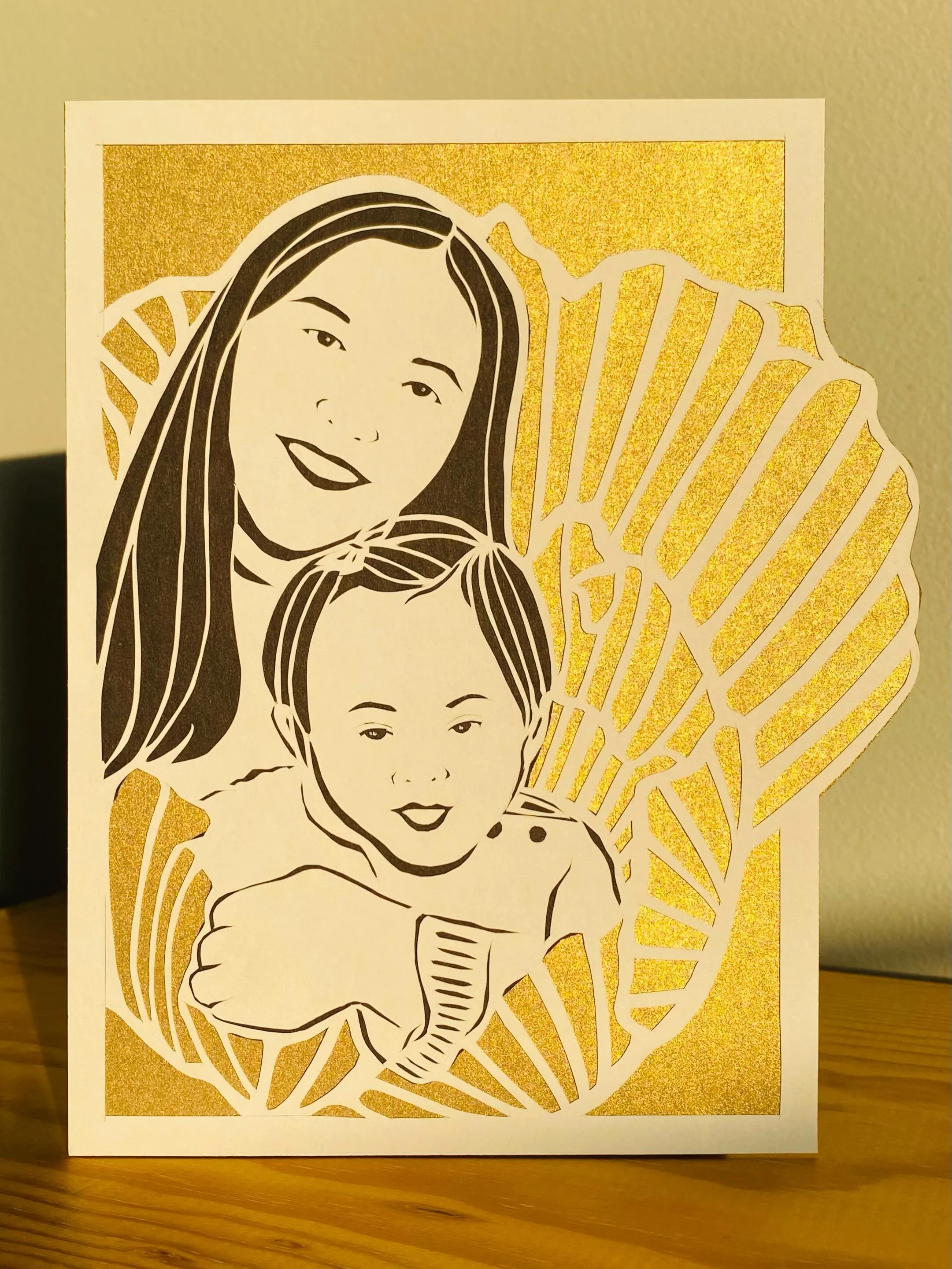 &ldquo;I want you to feel loved, want you to be free 
Want you to be anything you dream you can be.&rdquo;

#motherdaughter
#paperarts
#phdesignscollection 
#cardontheday
 
Sign up on our website  or Message me if you want kind of card to be mailed t