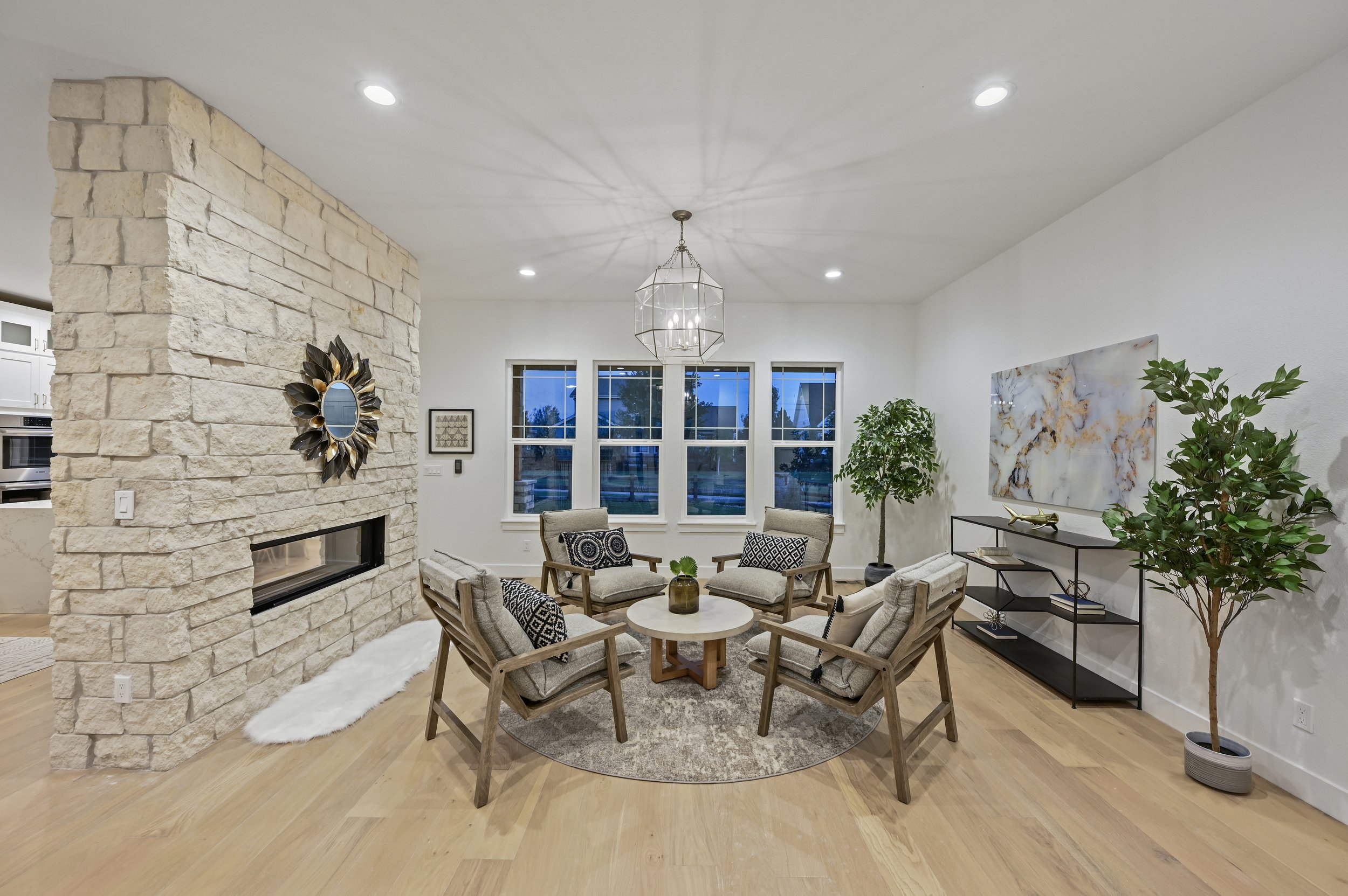 1001 Hawkshead St (93).JPG