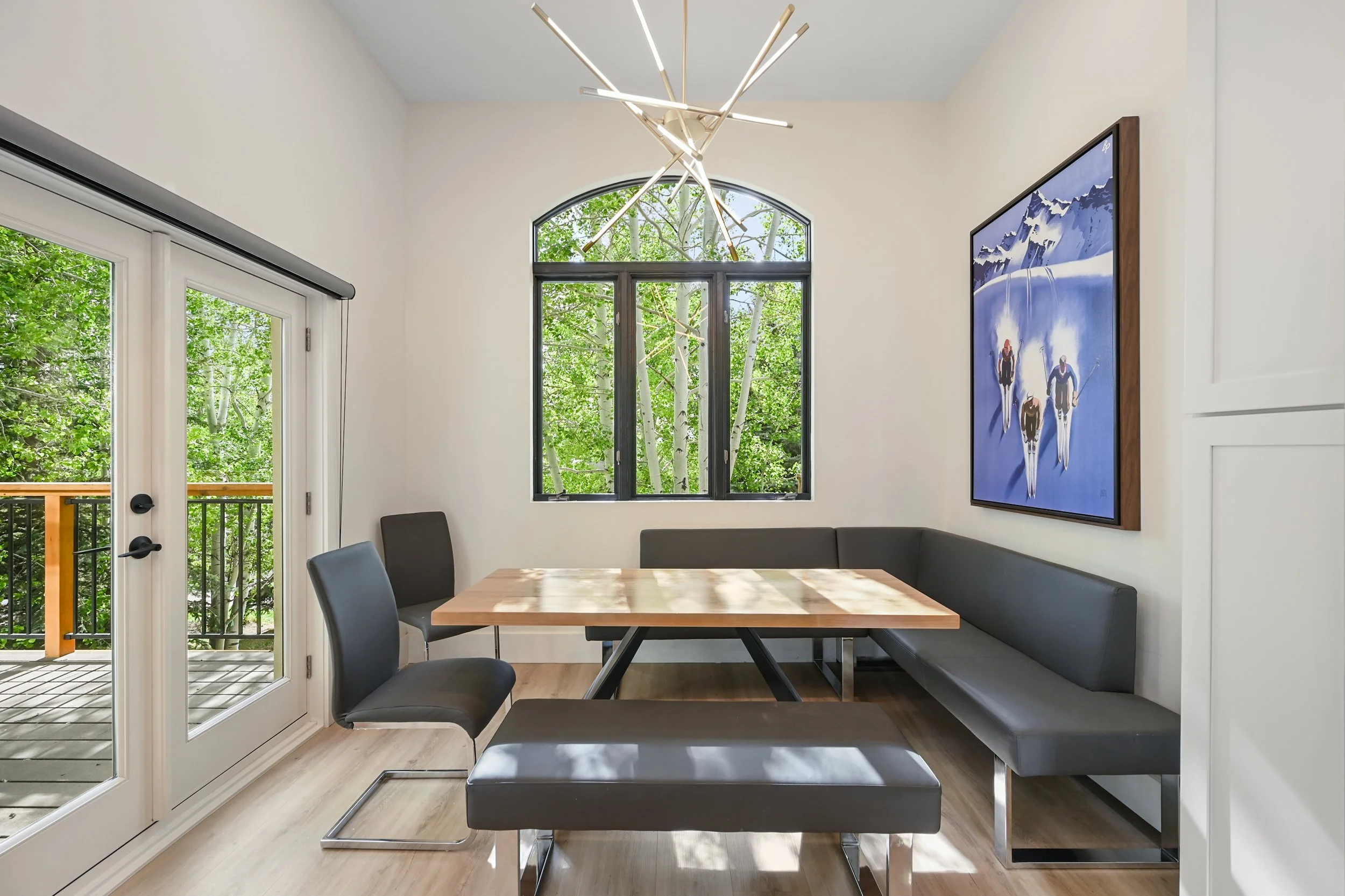 781 June Creek Rd S (27).jpg