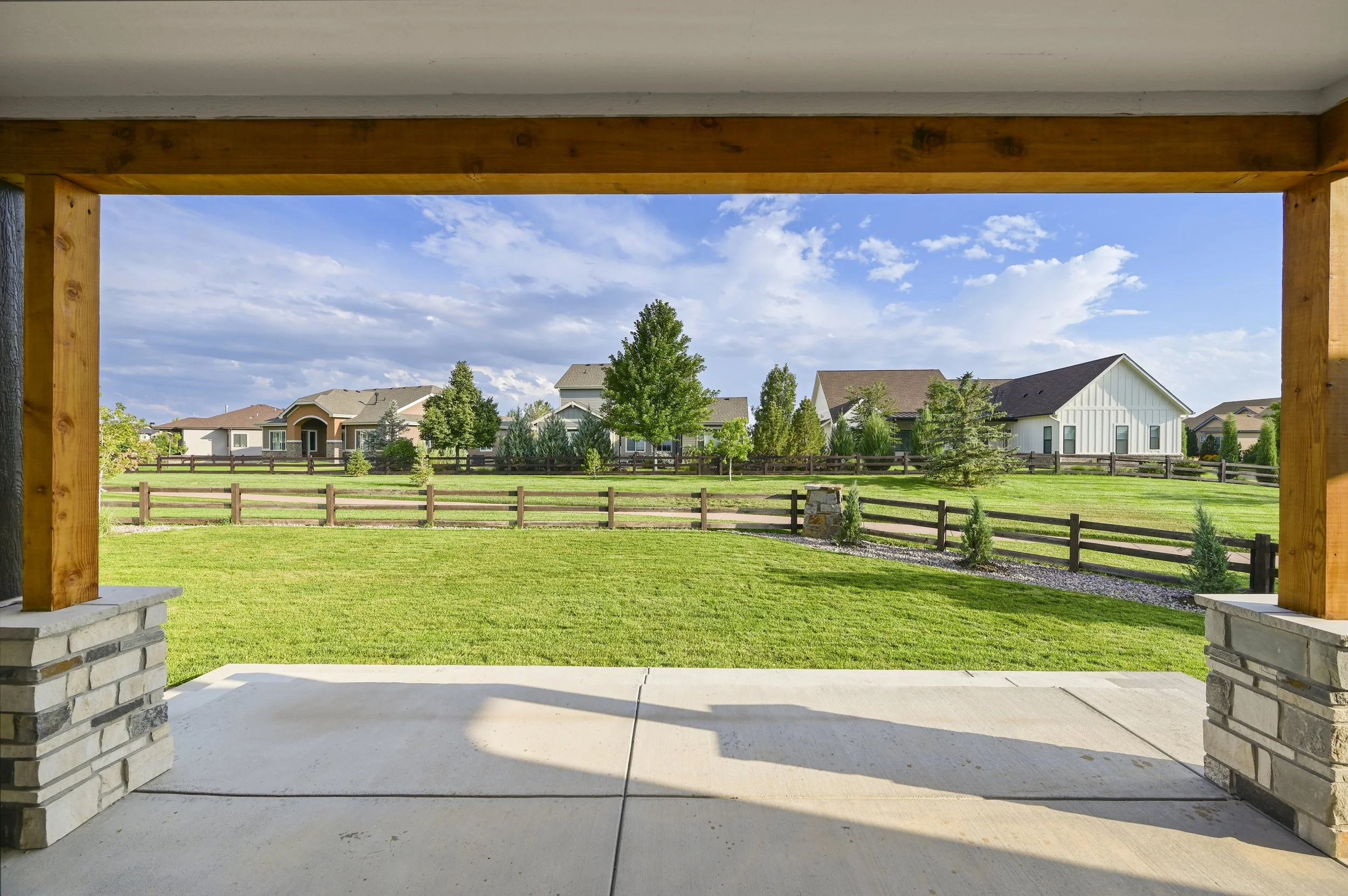 1001 Hawkshead St (69).JPG