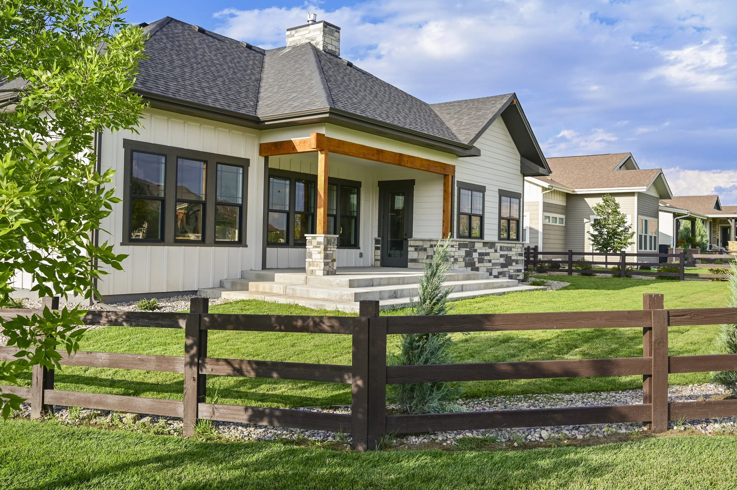 1001 Hawkshead St (63).JPG