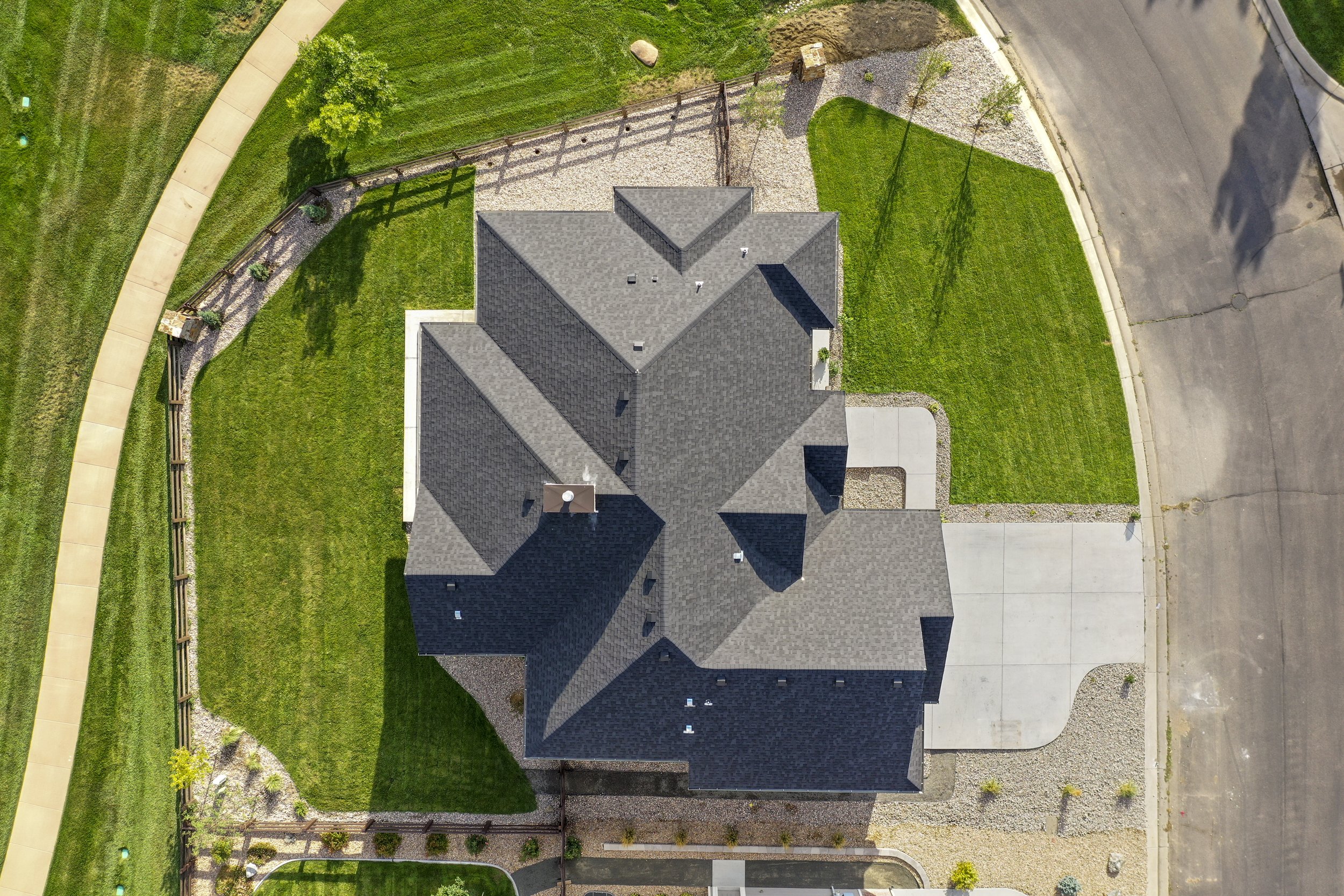 1001 Hawkshead St (83).JPG