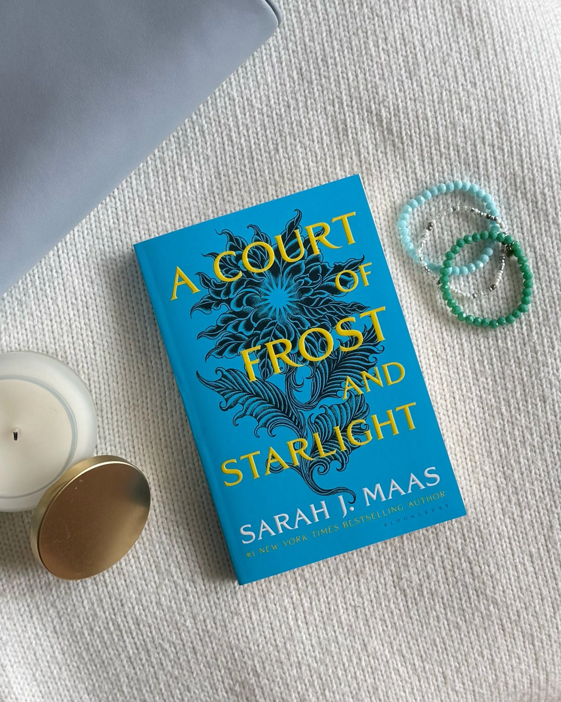 Mini Book Review: A Court of Frost and Starlight by Sarah J. Maas