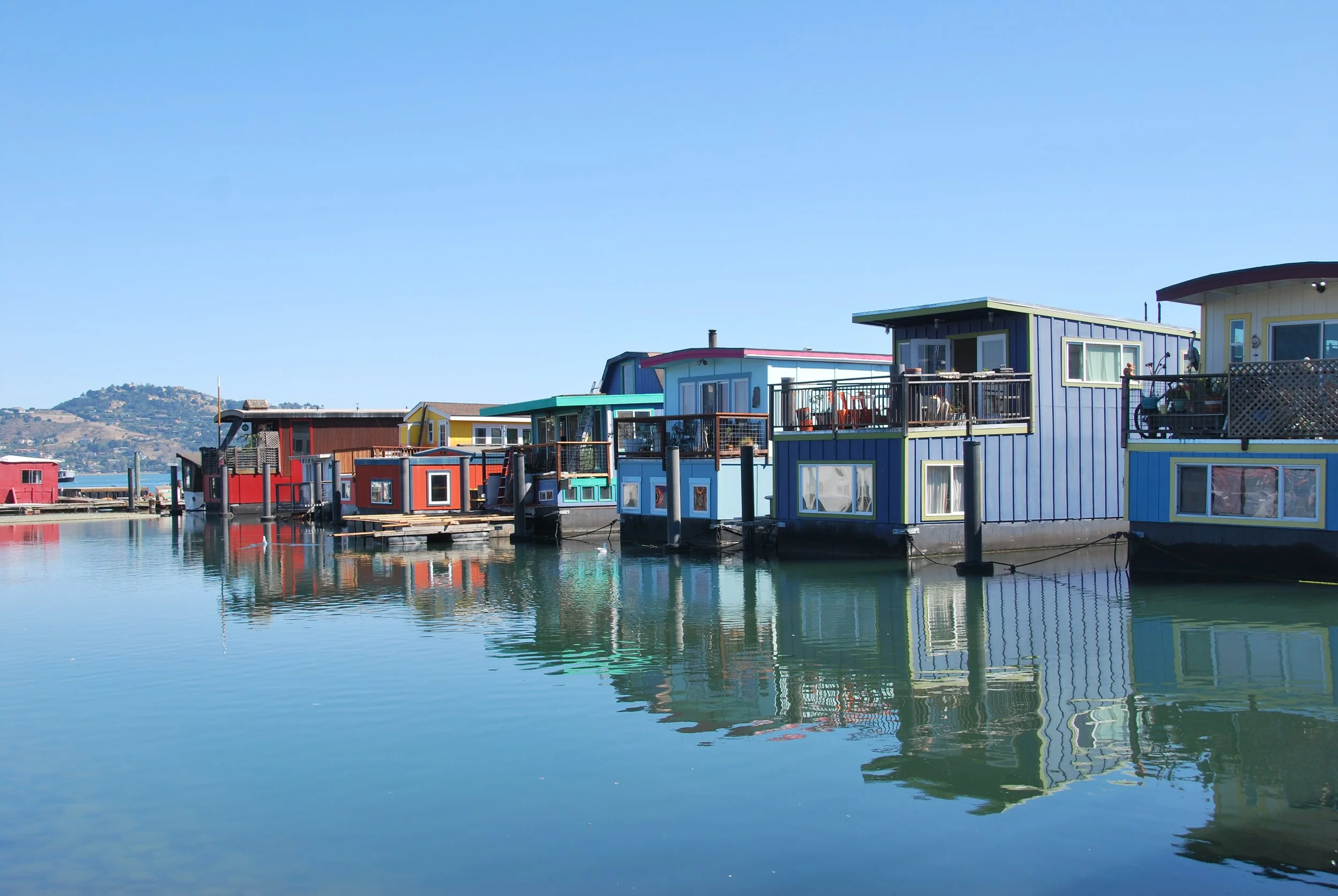 29a Houseboat.JPG