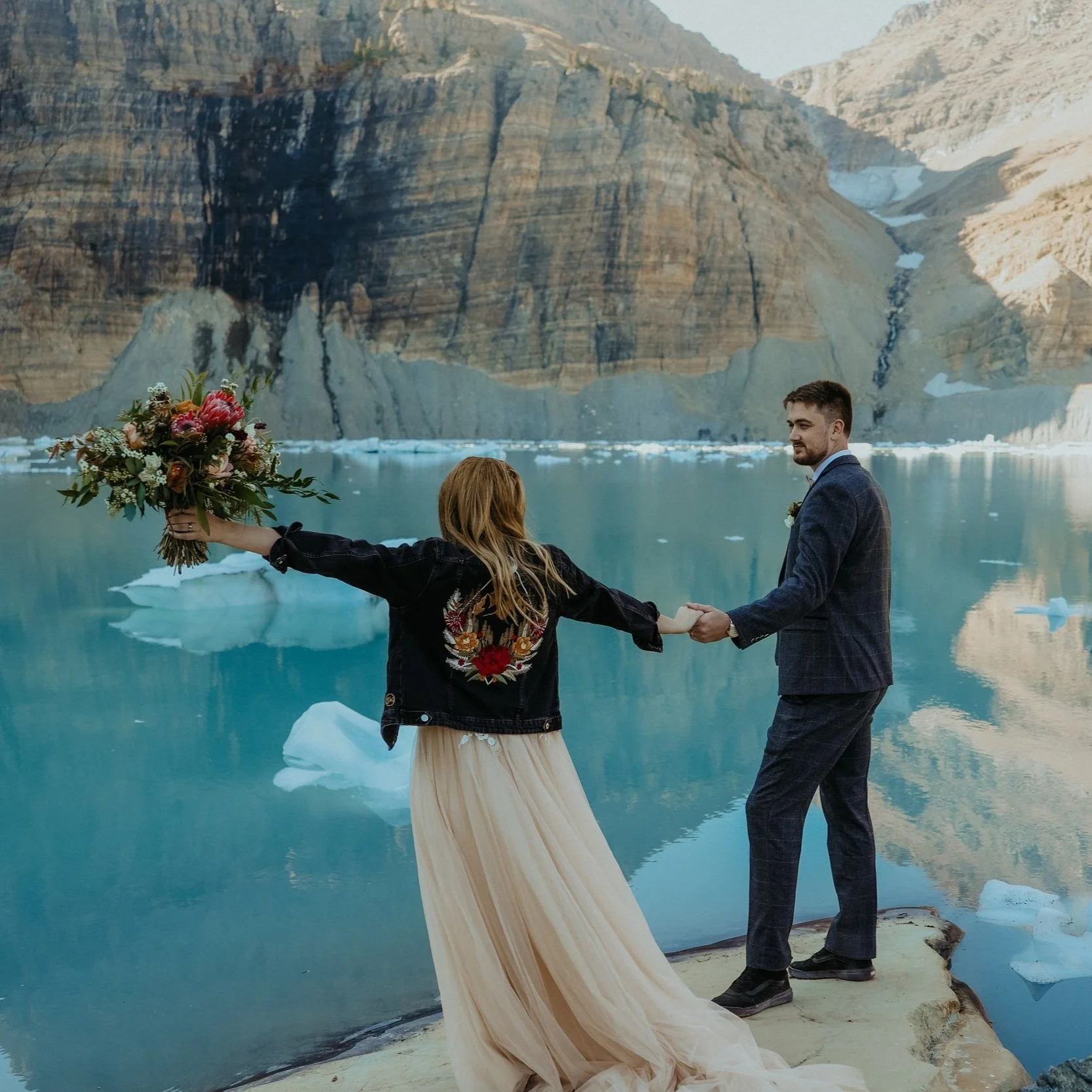 Elegant bridal cover-ups for fall weddings. Elopement ceremony cove-ups
