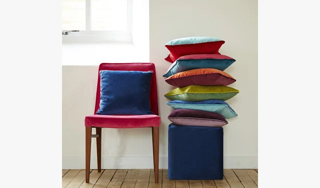 Kissen und Stuhl.jpeg