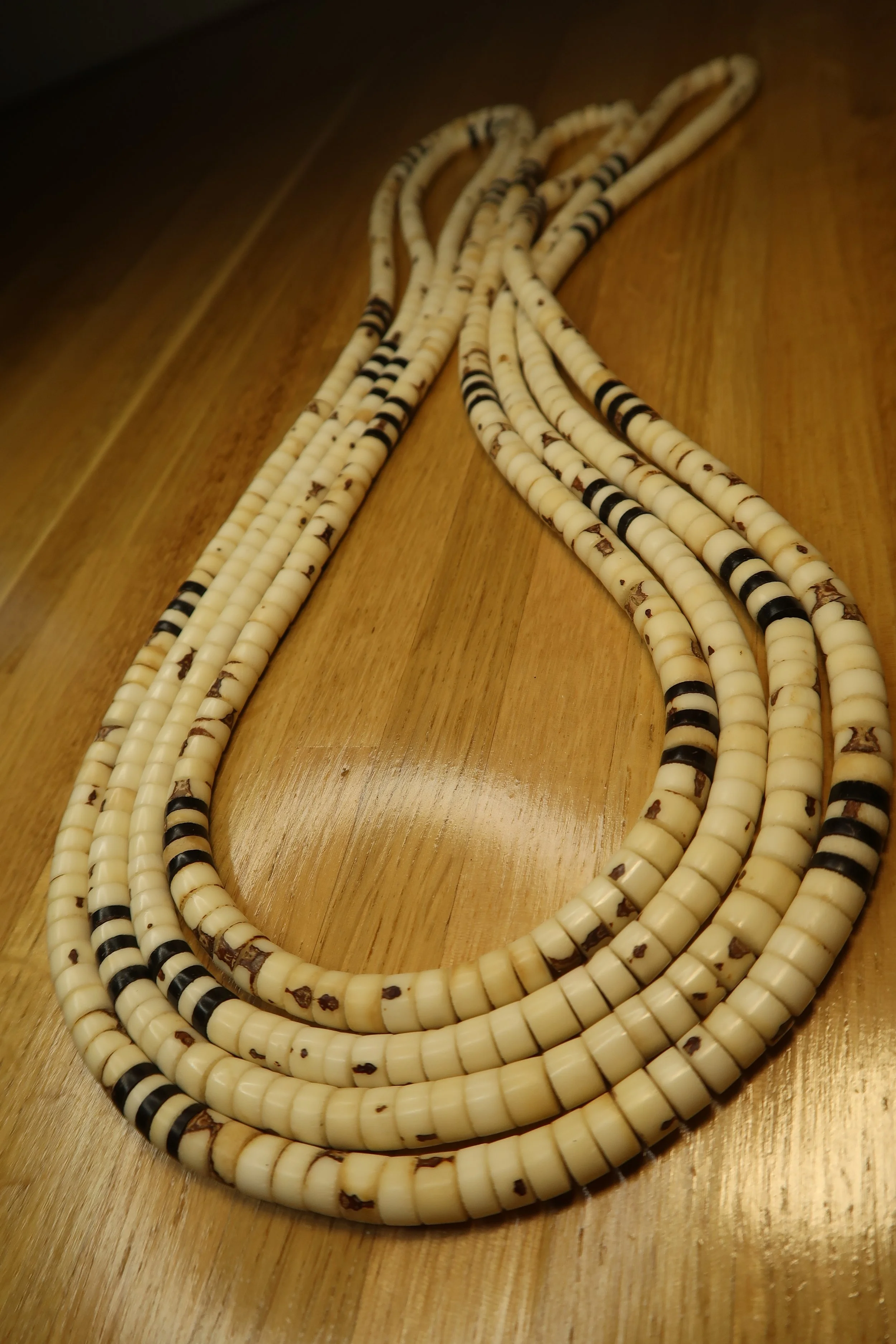 Apurina Necklace - Thick - White