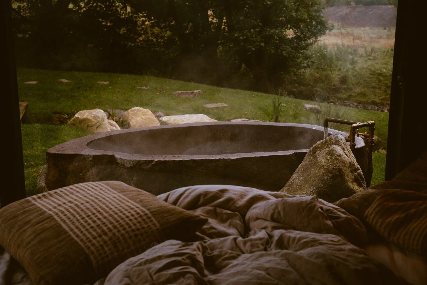 Waiting for the bath to fill up on a fresh spring morning.⁠
⁠
#ebba