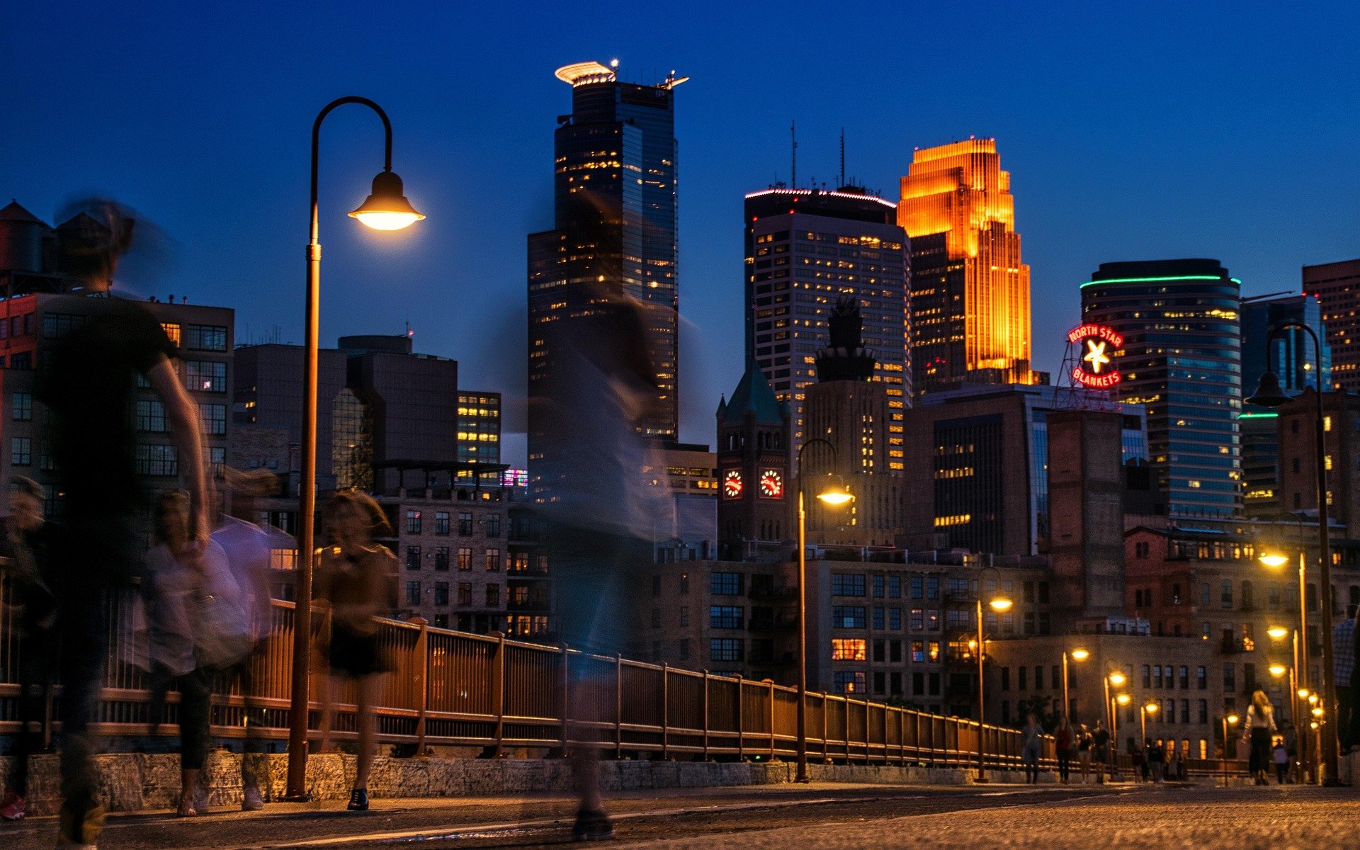 kait_p-minneapolis-1824972_1920.jpg