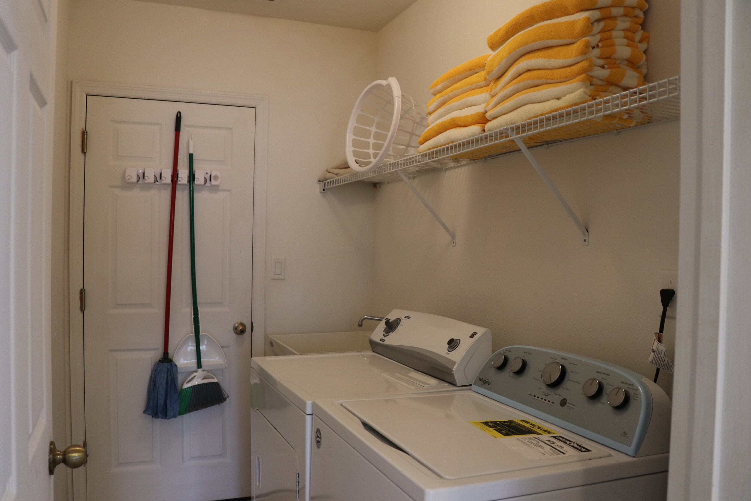 Laundry Room.JPG