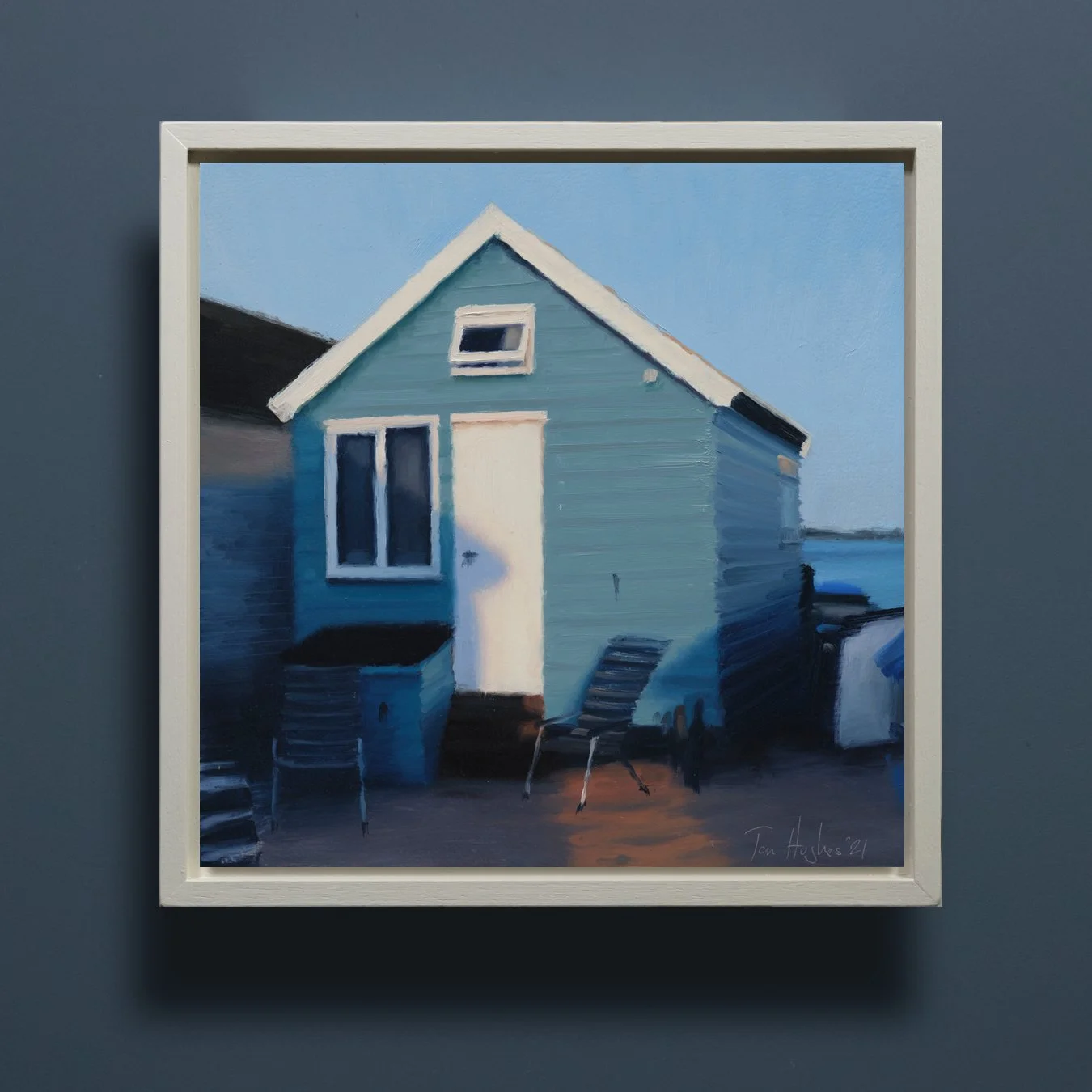 Green-hut,-two-chairs.jpg