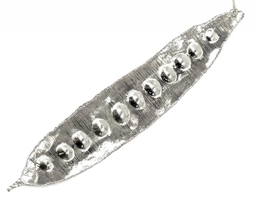 PEA POD ORNAMENT