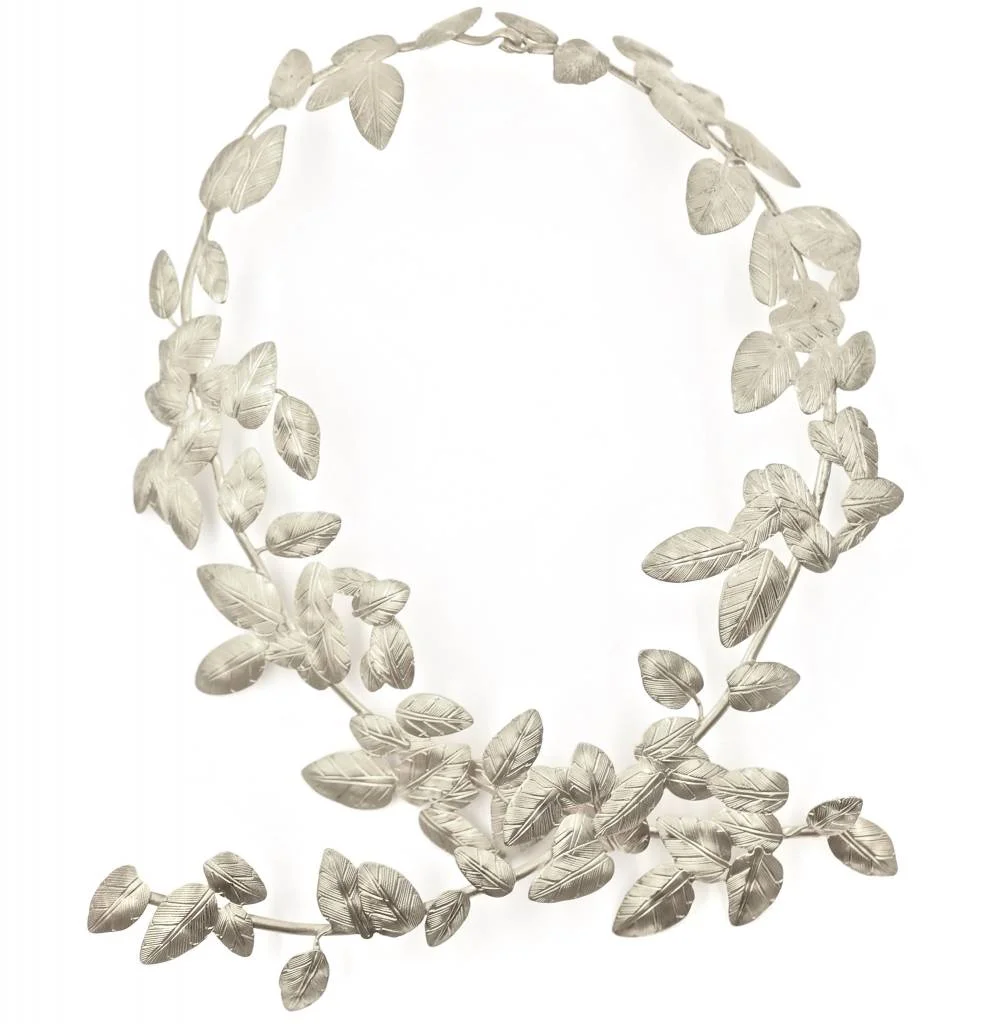 FIG VINE NECKLACE - ALPACA