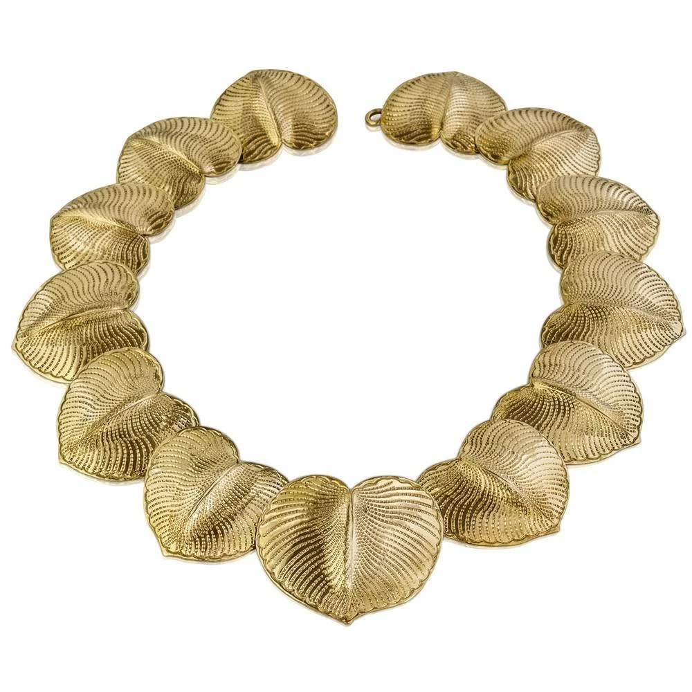 EUCALYPTUS LEAVES NECKLACE - TUMBAGA