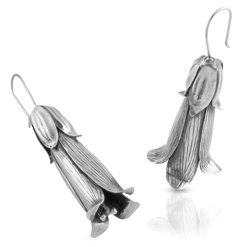 TRUMPET VINE FLOWER EARRINGS - ALPACA