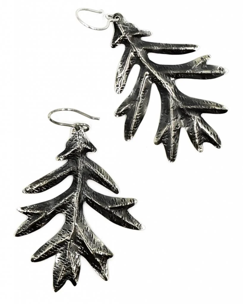 OAK LEAF EARRINGS - ALPACA (OXIDIZED)