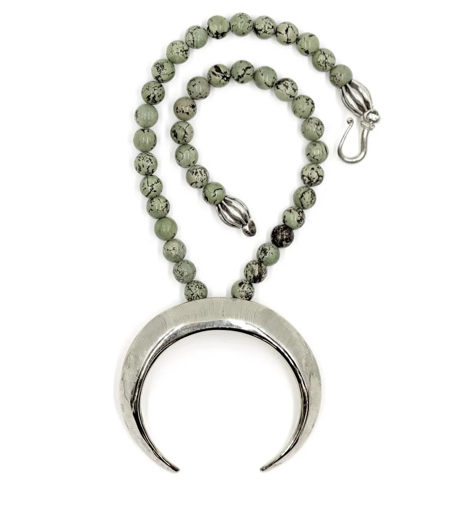BOARS TUSK PENDANT NECKLACE - ALPACA (SMALL/SHINY)