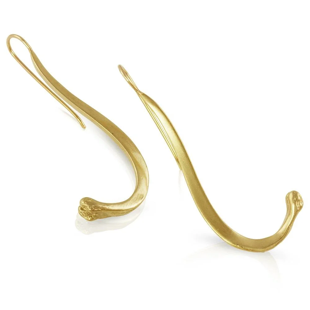 RACCOON PECKER EARRINGS - VERMEIL