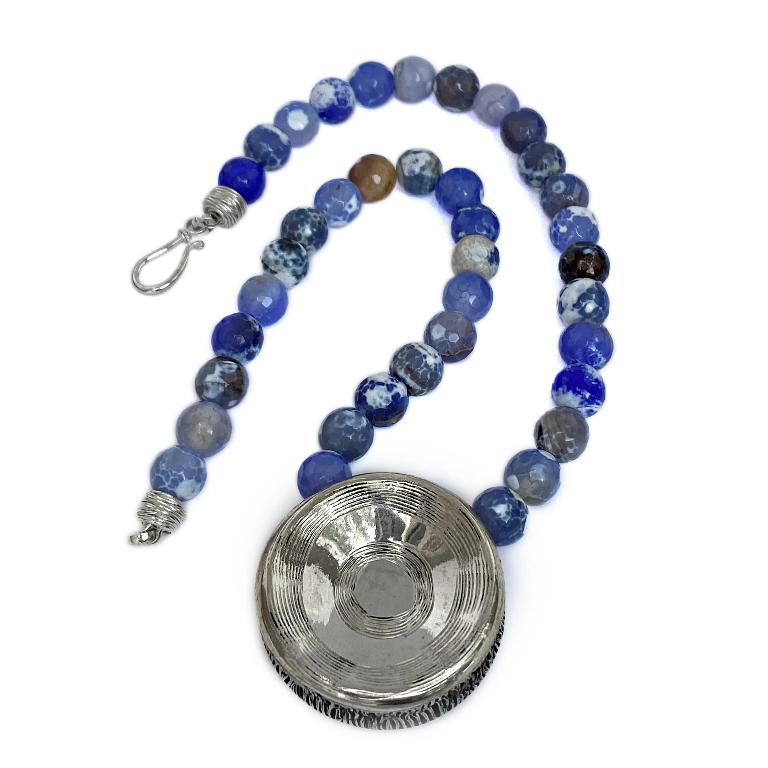 SHARK VERTEBRAE PENDANT NECKLACE - ALPACA (SHINY)