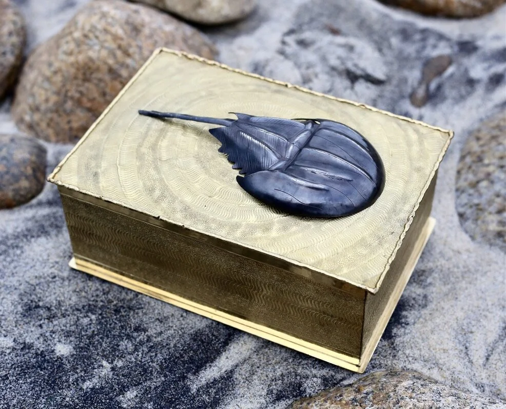 HORSESHOE CRAB BOX- TUMBAGA