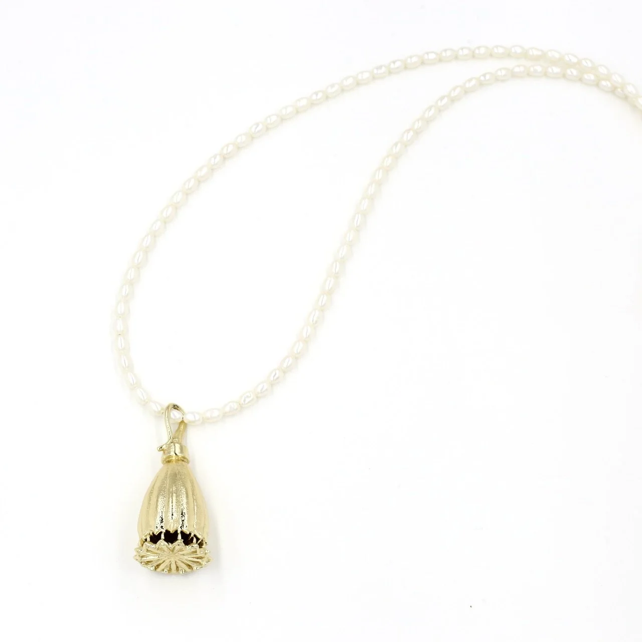 Poppy Seed Pod Pendant Necklace - Vermeil